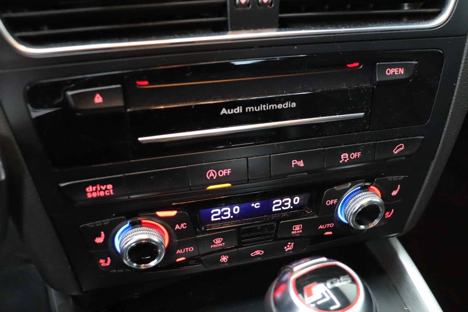 AUDI SQ5 3.0 TDI QUATTRO TIPTRONIC ** FAHRASSISTENZ-PAKET ** 8-FACH RÄDER ** SITZLÜFTUNG ** 250.- PRO MONAT OHNE ANZAHLUNG **-image-7