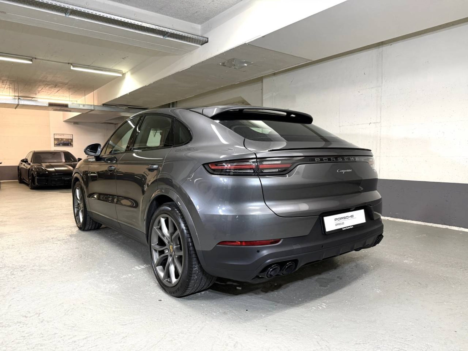 PORSCHE Cayenne Coupé (MY21)-image-2