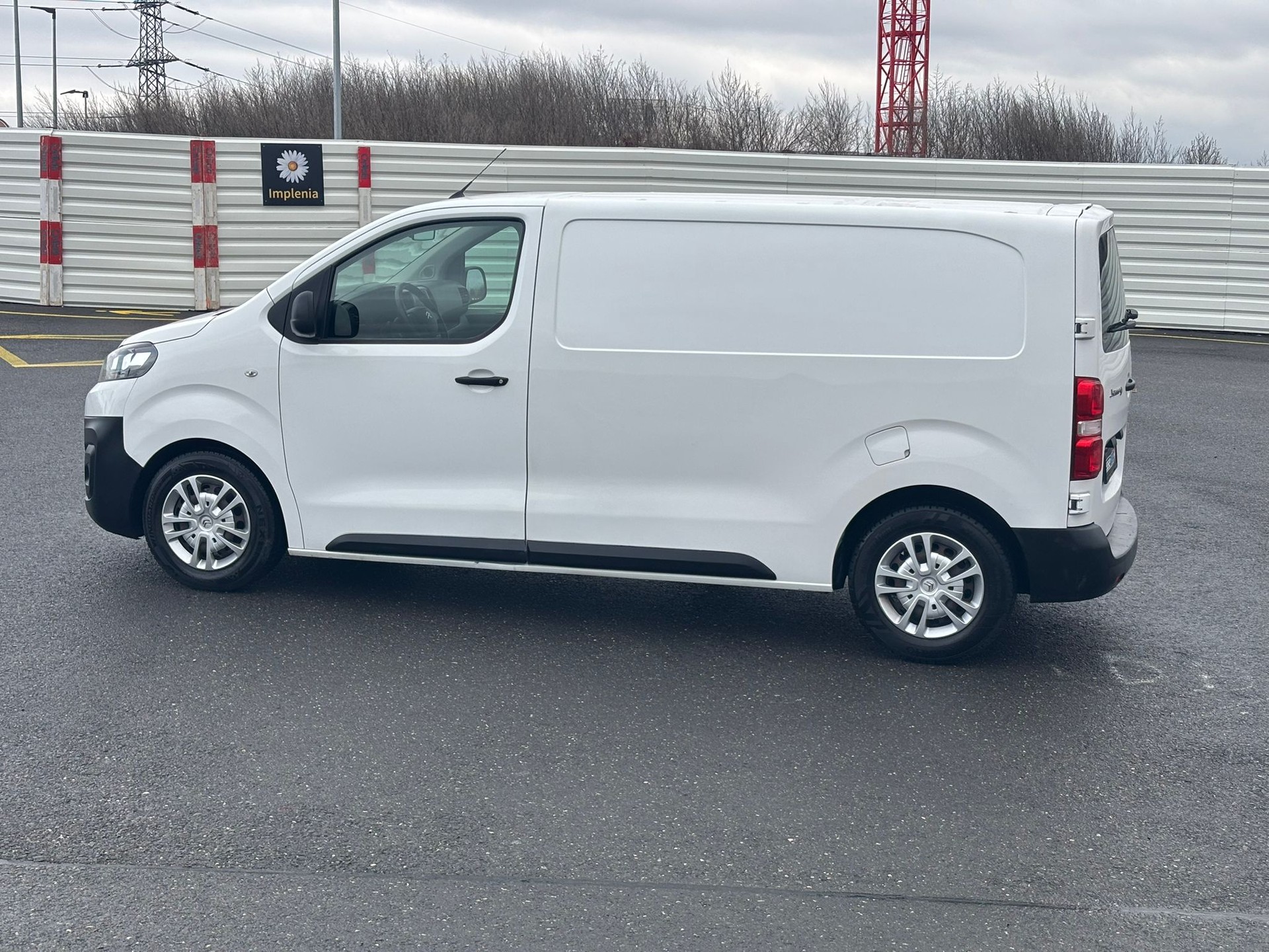 CITROEN Jumpy 1.6 BlueHDi 95 M Komfort-image-3