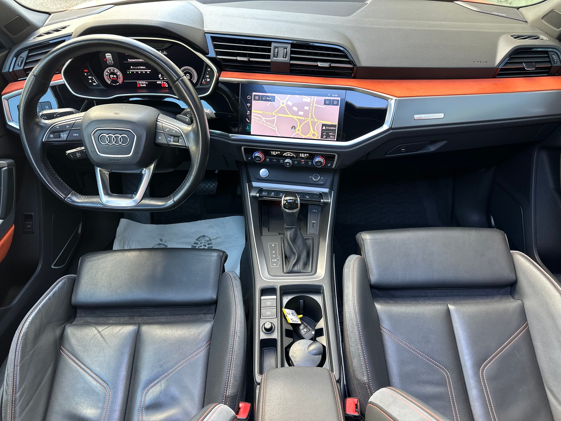 AUDI Q3 45 TFSI S line quattro S-tronic-image-7