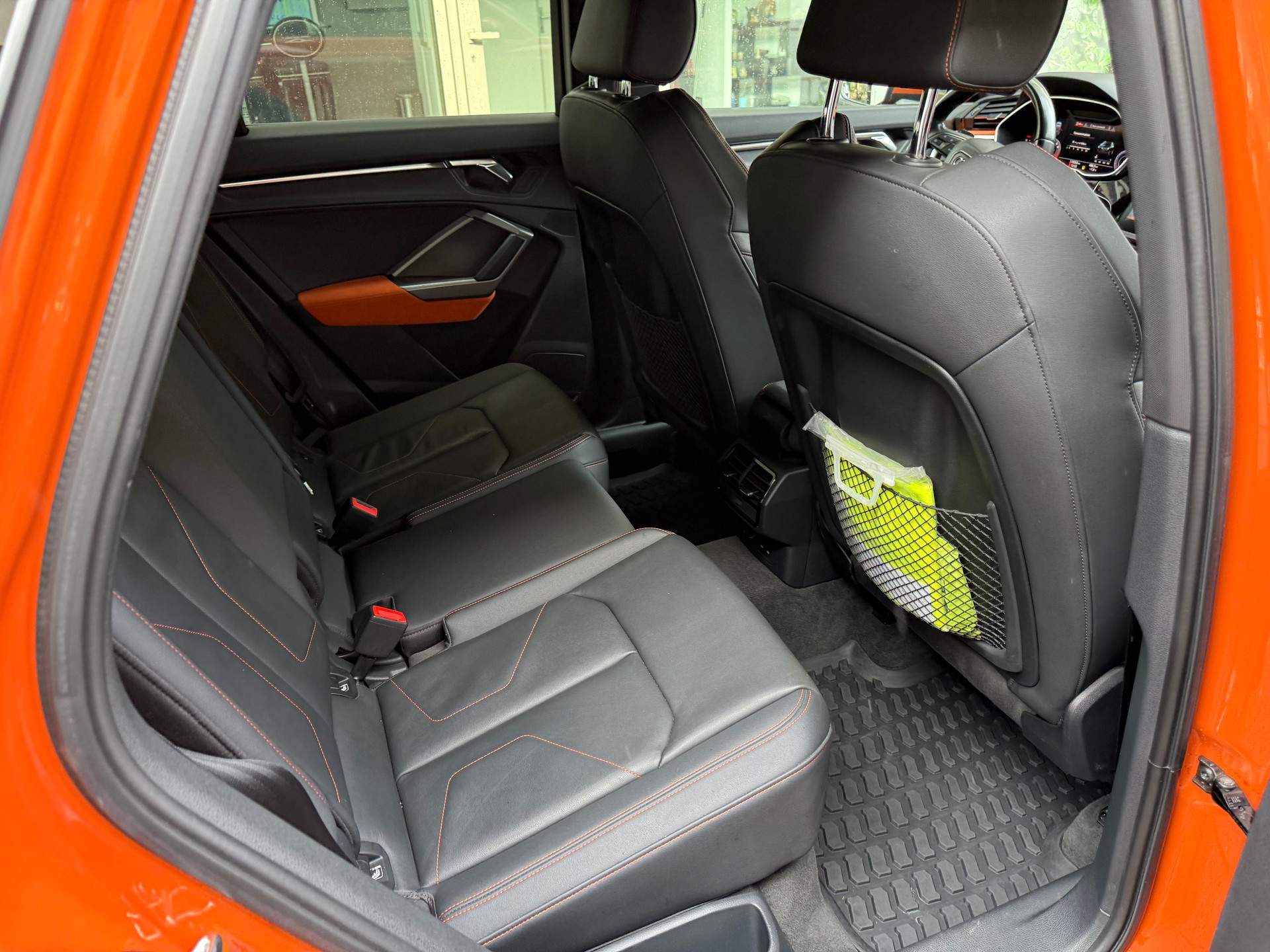 AUDI Q3 45 TFSI S line quattro S-tronic-image-12