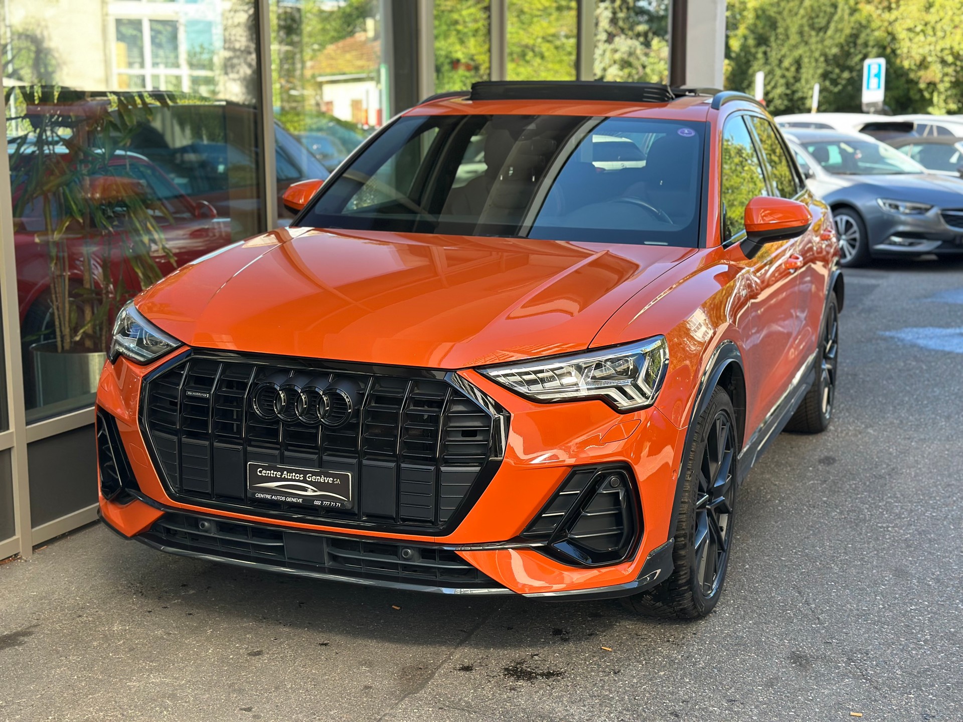 AUDI Q3 45 TFSI S line quattro S-tronic-image-1
