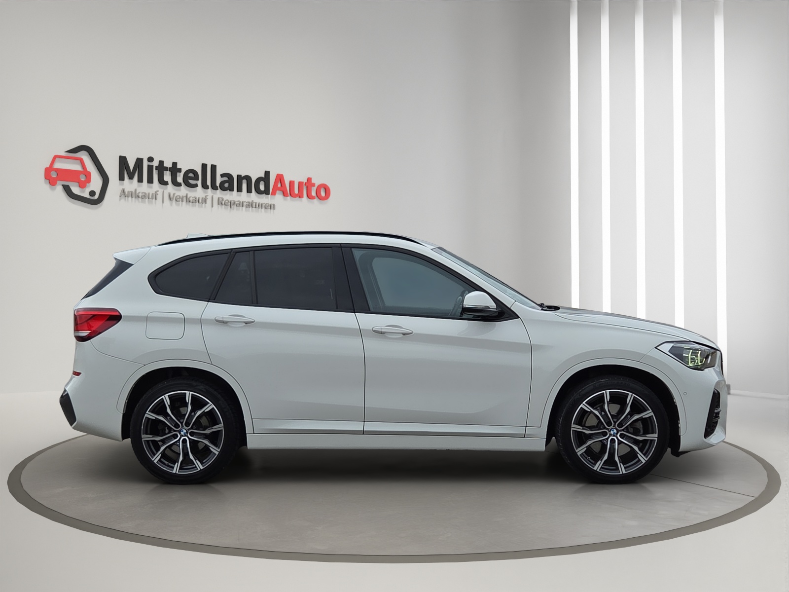 BMW X1 xDrive 25e M Sport Steptronic-image-3