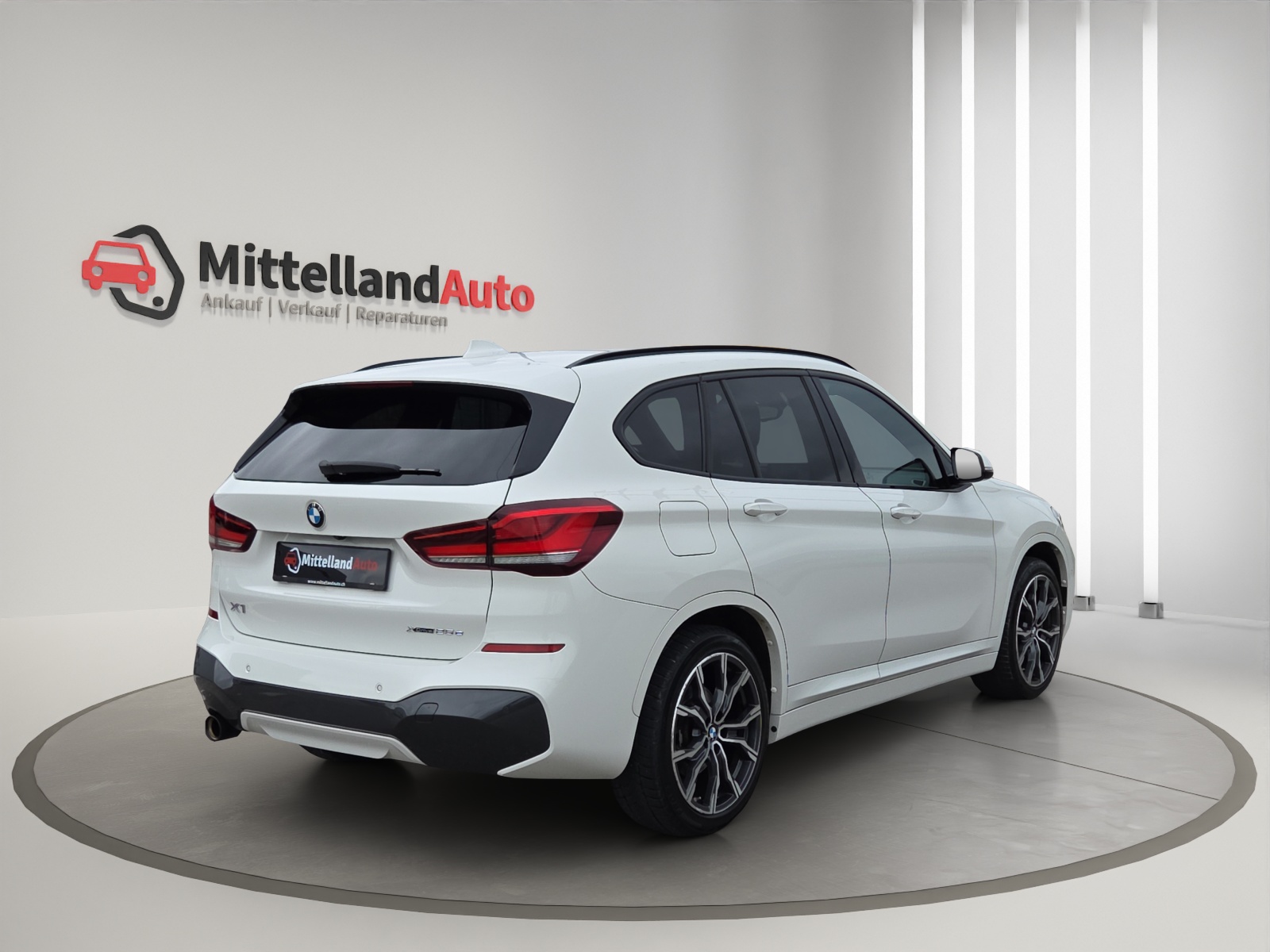 BMW X1 xDrive 25e M Sport Steptronic-image-11