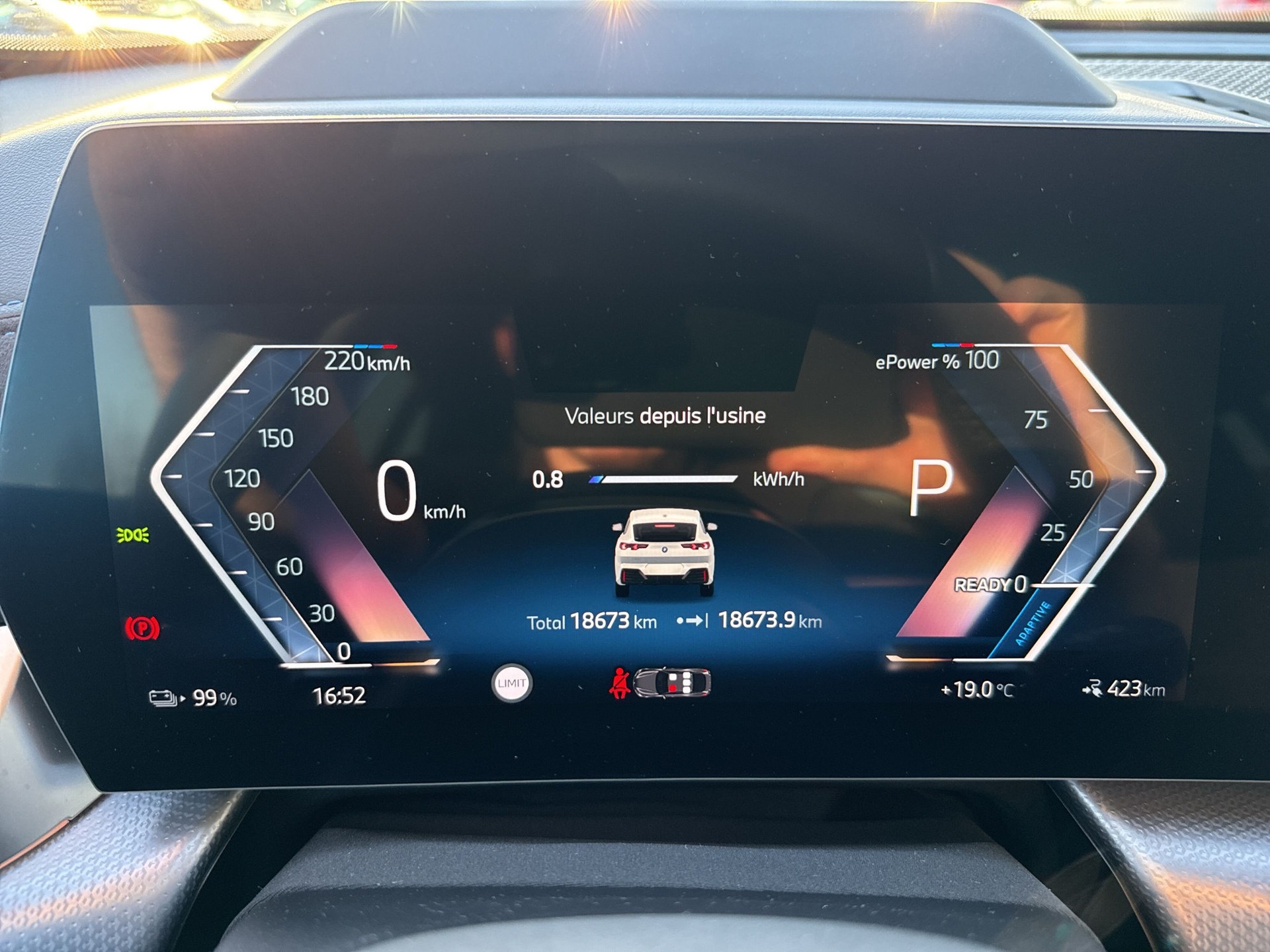 BMW iX2 eDrive 20 M Sport Pro-image-14