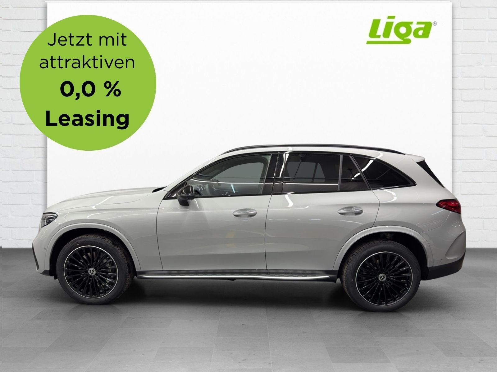 MERCEDES-BENZ GLC 300 AMG Line 4Matic-image-0