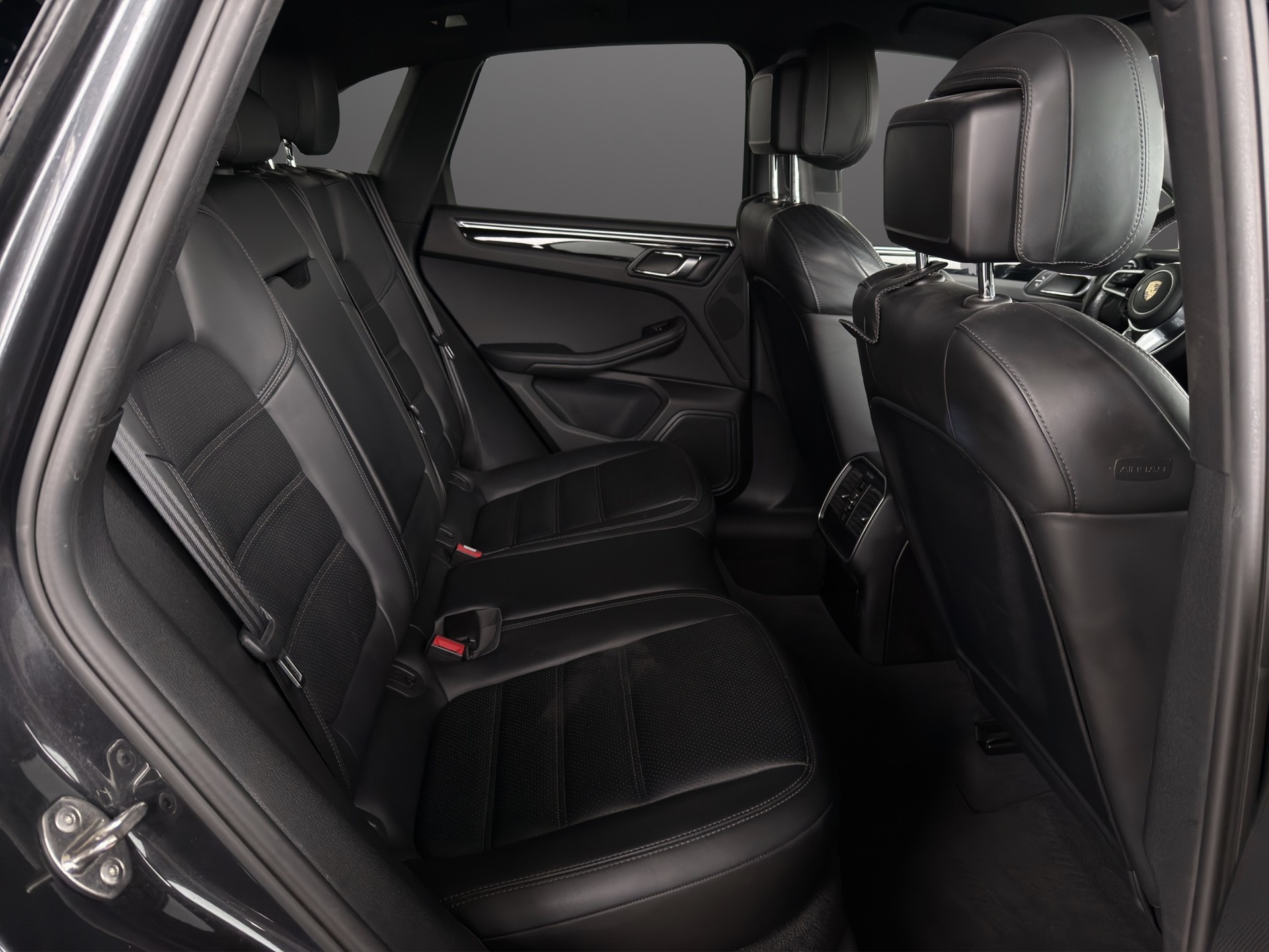 PORSCHE Macan S Diesel PDK-image-8