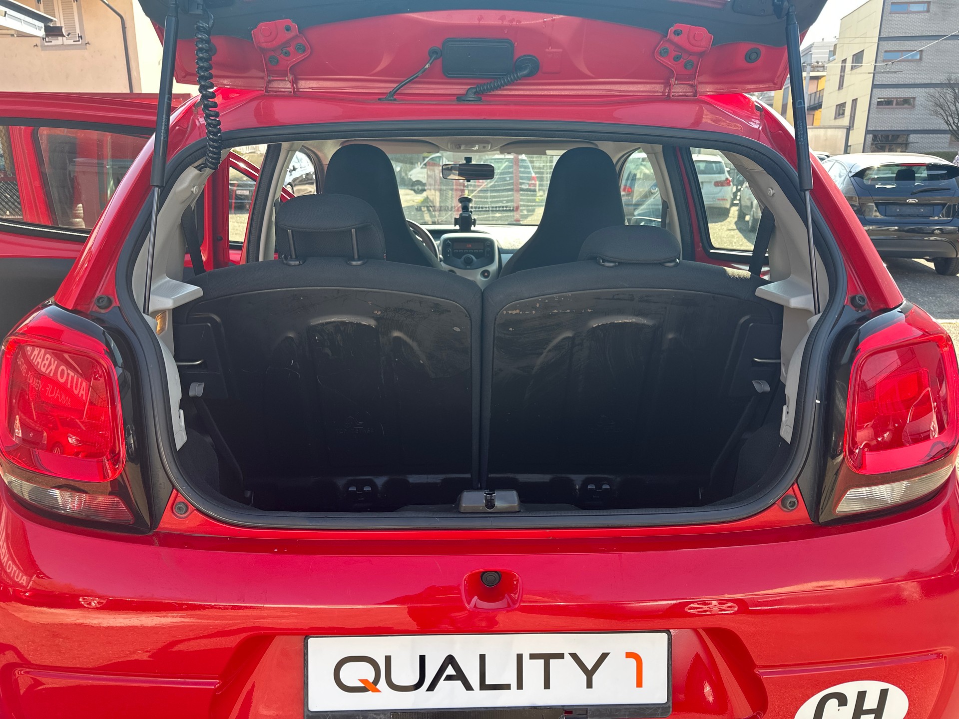 CITROEN C1 1.0 e-VTi Stop&Start Shine Edition-image-10