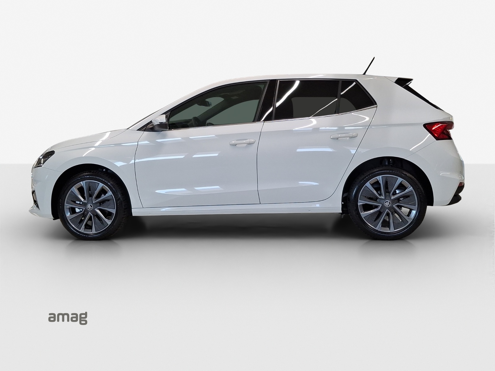SKODA Fabia 1.5 TSI Dynamic DSG-showroom-element-1