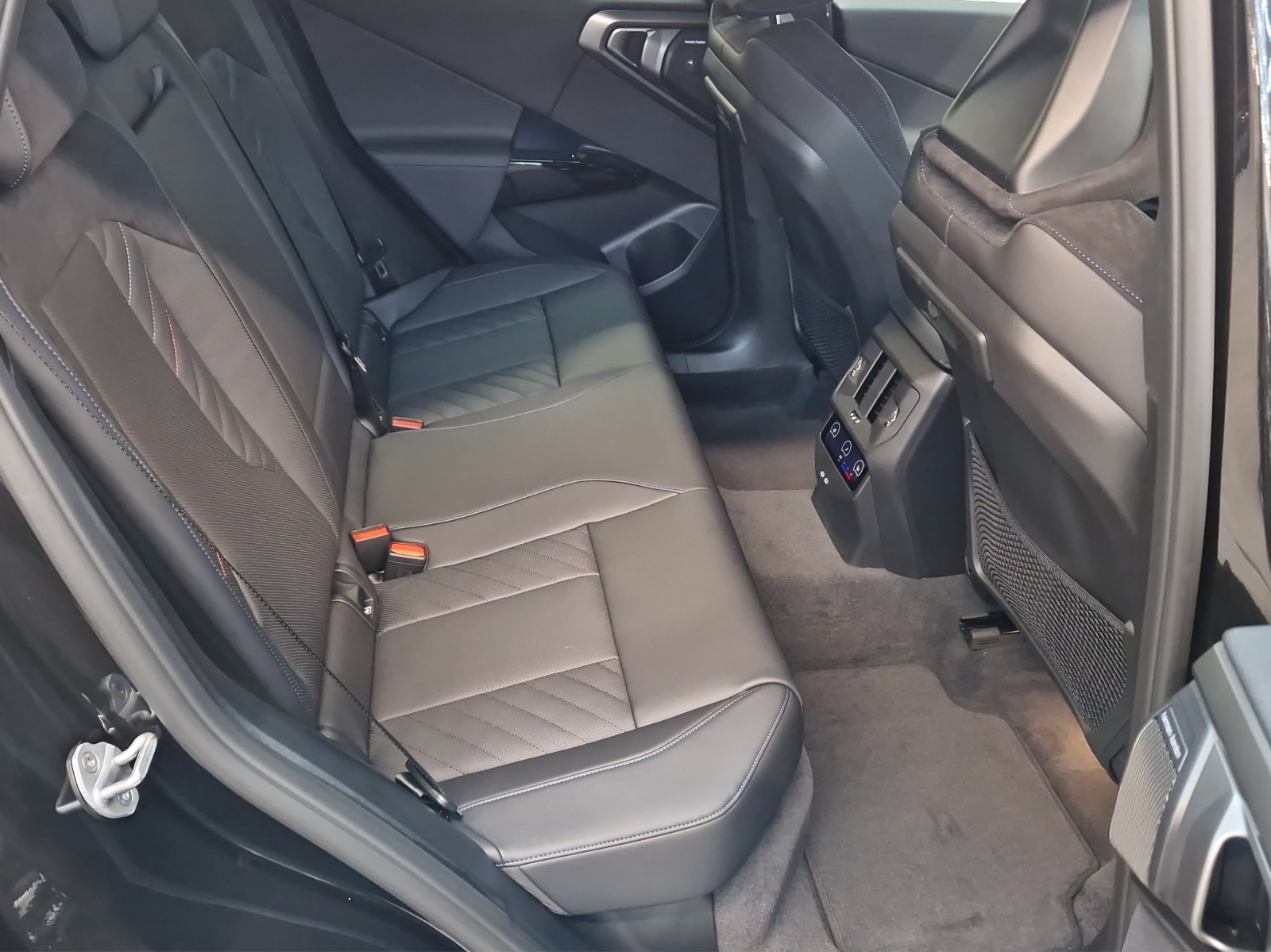 BMW X3 xDrive 48V 40d M Sport-image-14