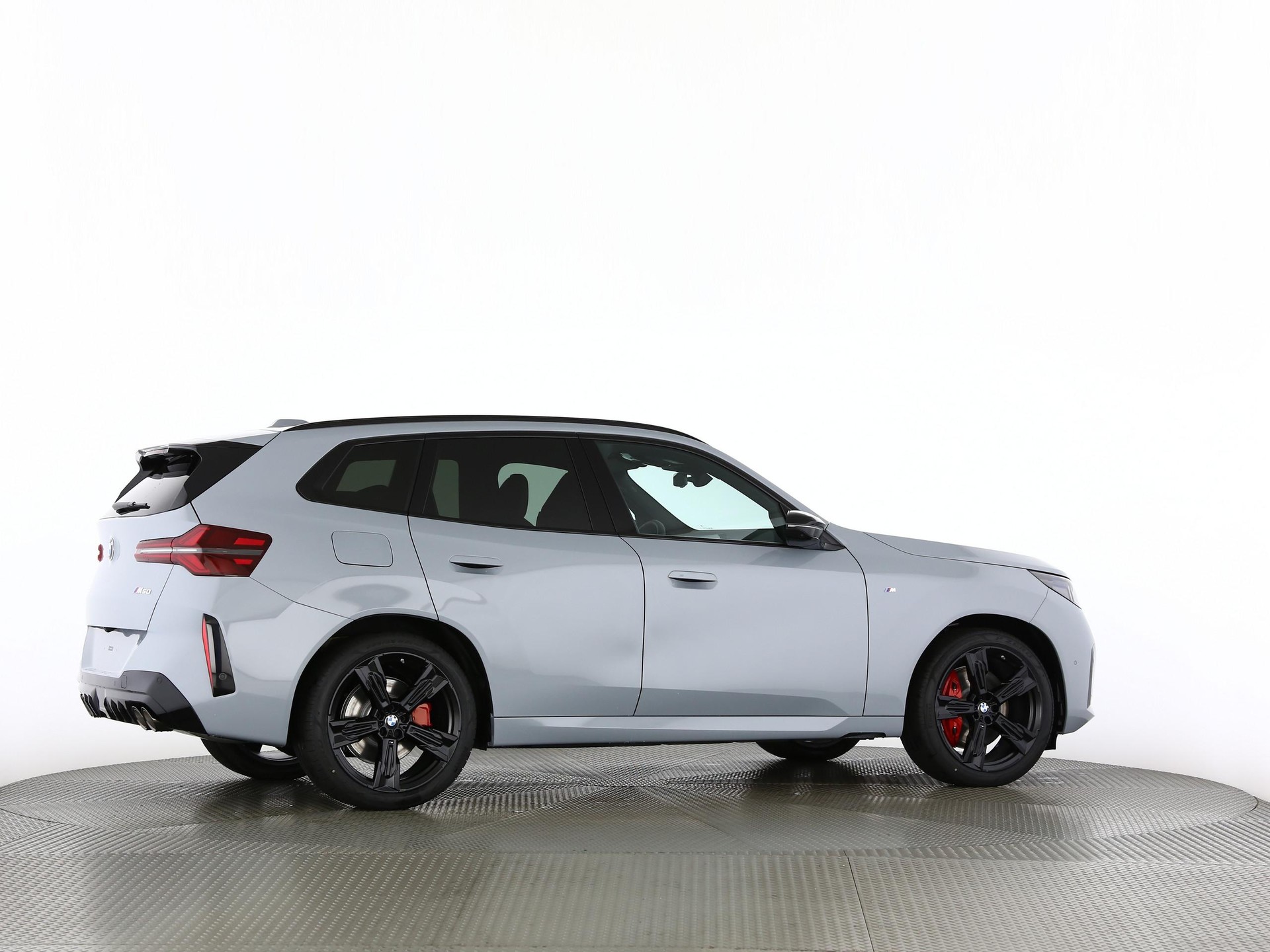 BMW X3 M50i-image-21