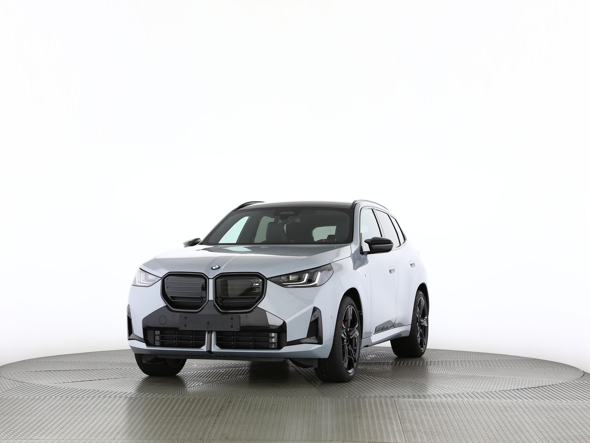 BMW X3 M50i-image-6