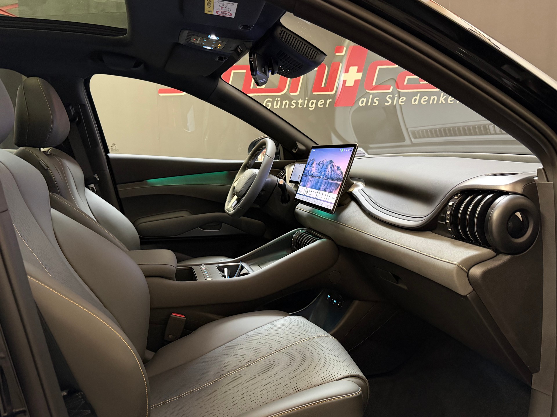 BYD Atto 3 EVO 74.8 kWh Excellence AWD-image-23