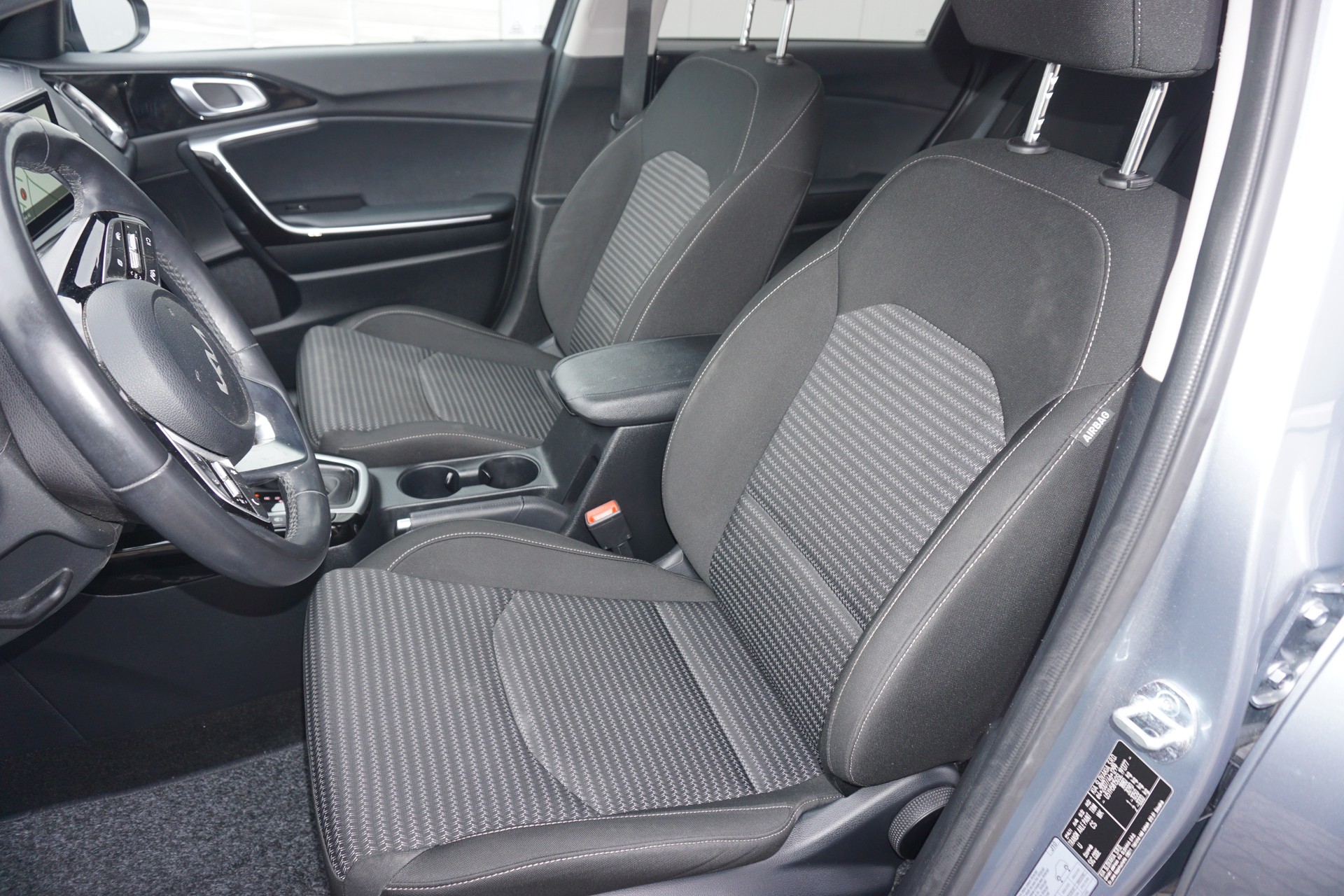 KIA Ceed Sportswagon 1.5 T-GDi Power DCT-image-6