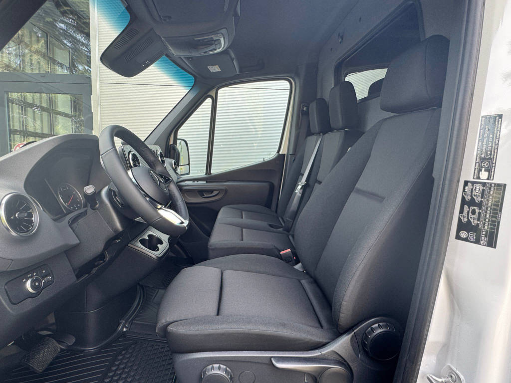 MERCEDES-BENZ Sprinter 319 CDI Pro Kasten HD 3665 S-image-8