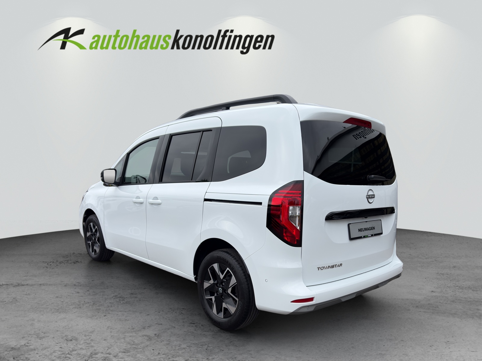 NISSAN Townstar L1 1.3 DIG-T Tekna-showroom-element-2