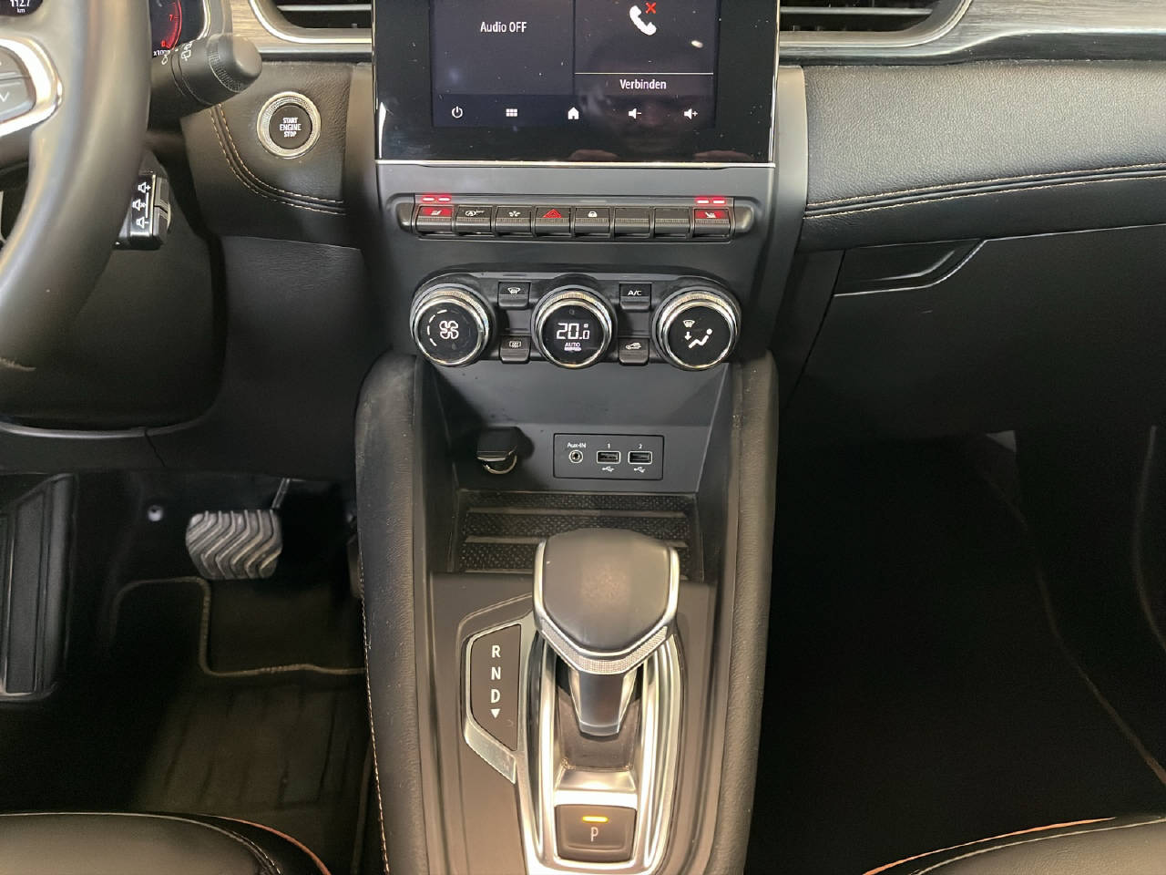 RENAULT Captur 1.3 TCe 140 Initiale EDC-image-7