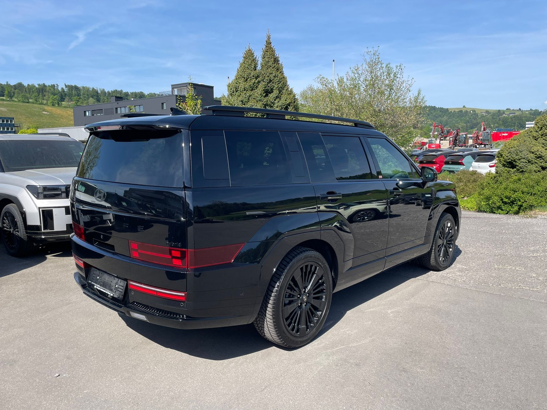 HYUNDAI Santa Fe 1.6 T-GDi HEV Calligraphy Swiss Edition 4WD Automatic-image-6