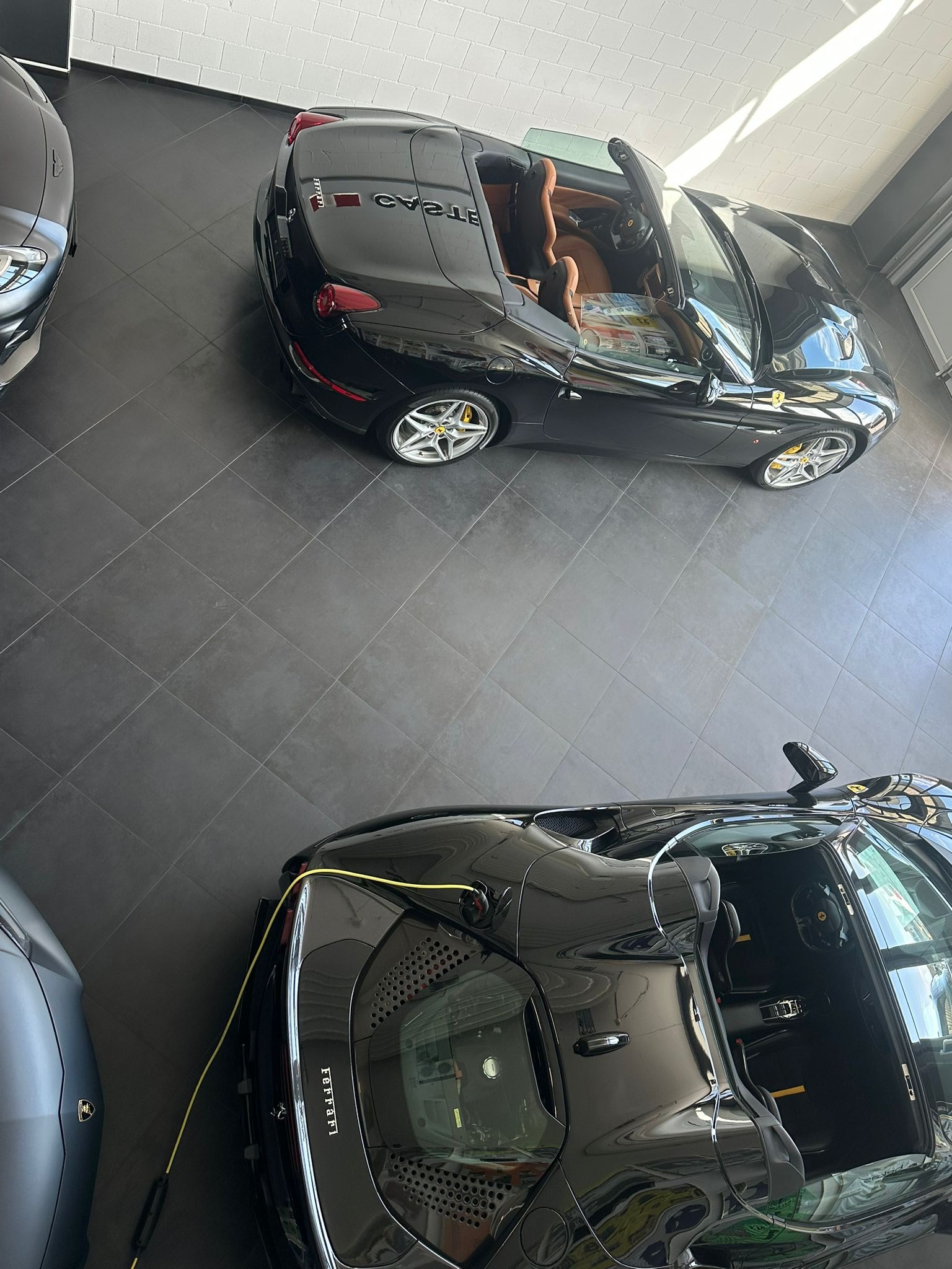 FERRARI California 3.9 V8 T-image-11