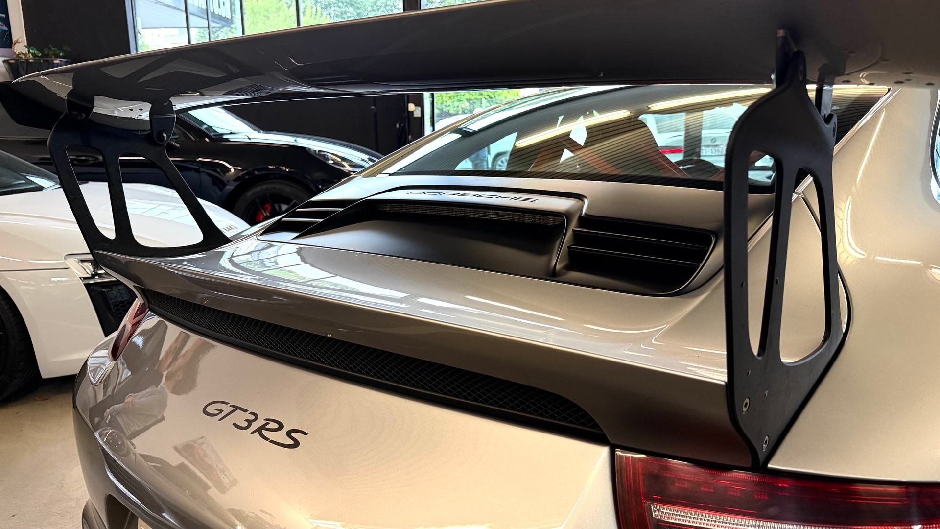 PORSCHE 911 GT3 RS PDK-image-6