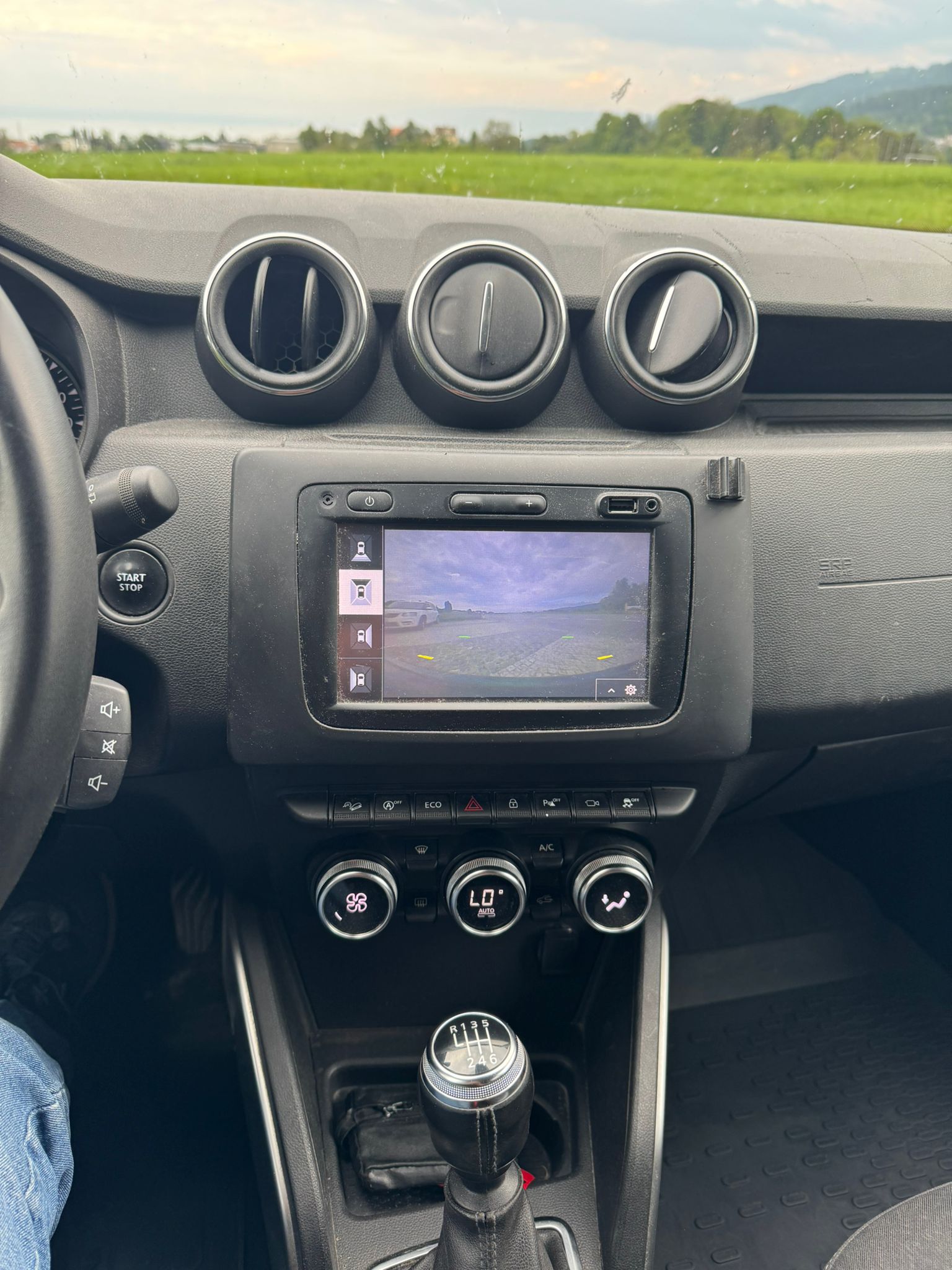 DACIA Duster TCe 125 Prestige 4x4-image-11