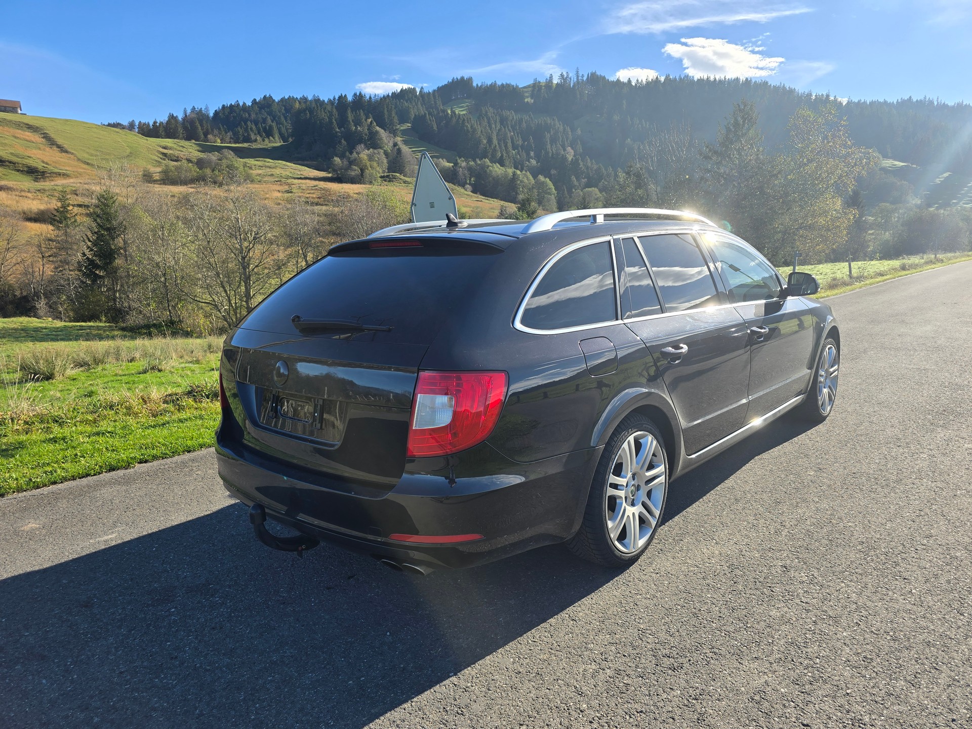 SKODA 3.6 V6 FSI Elegance 4x4 DSG-image-2