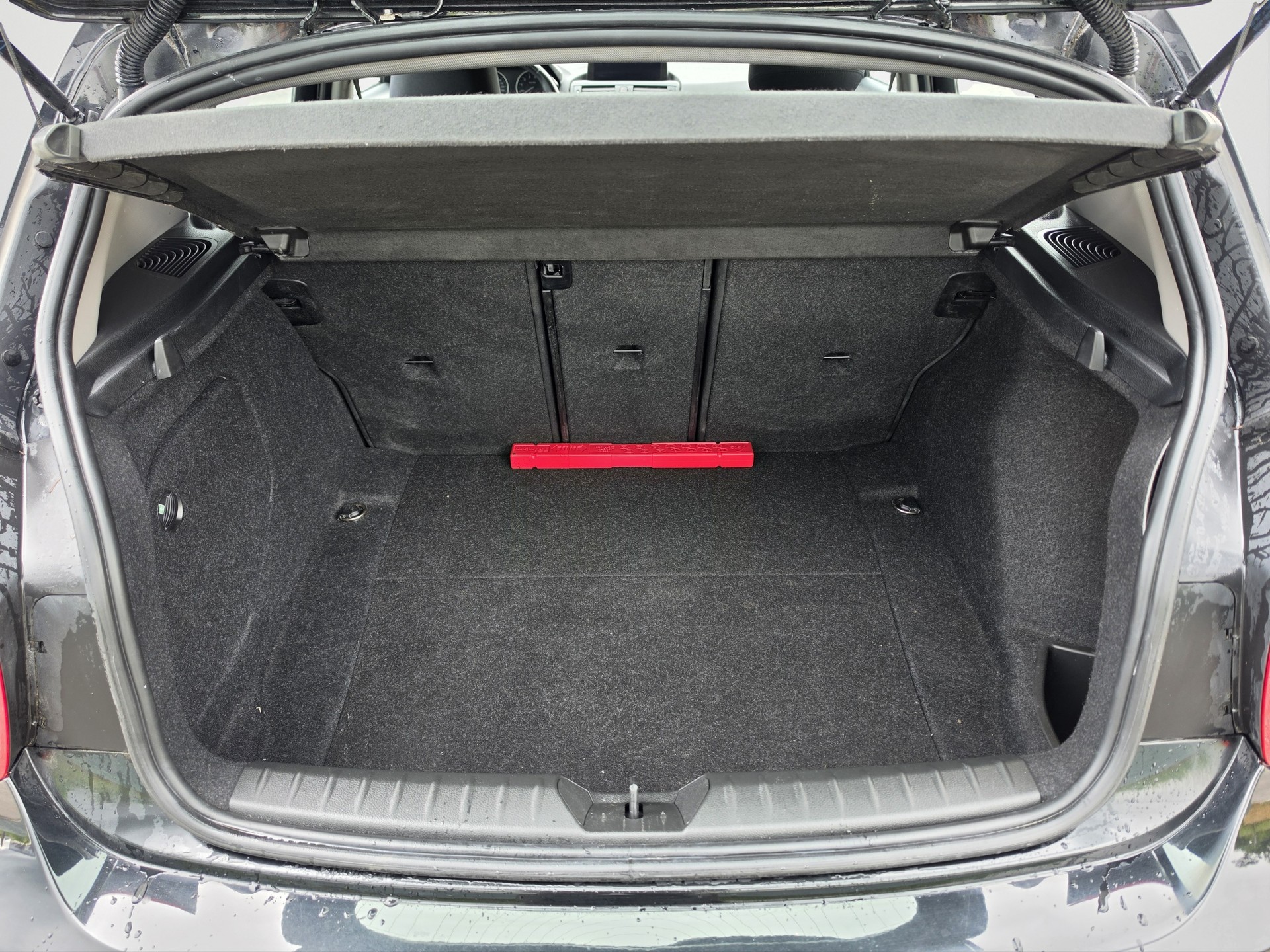 BMW 116i-image-8
