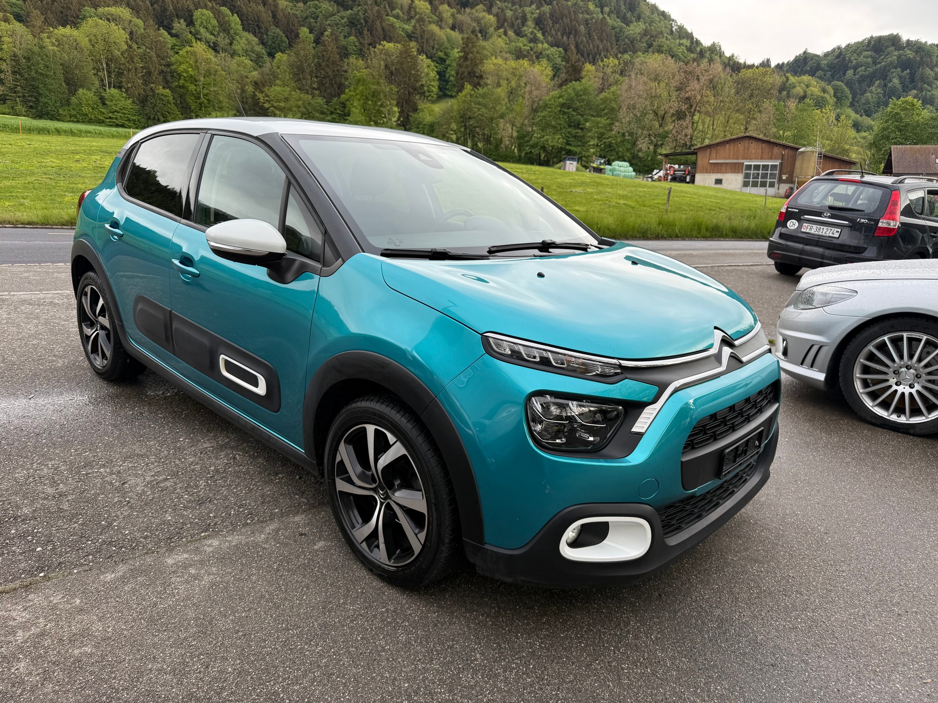 CITROEN C3 1.2i PureTech Swiss Edition EAT6-image-3