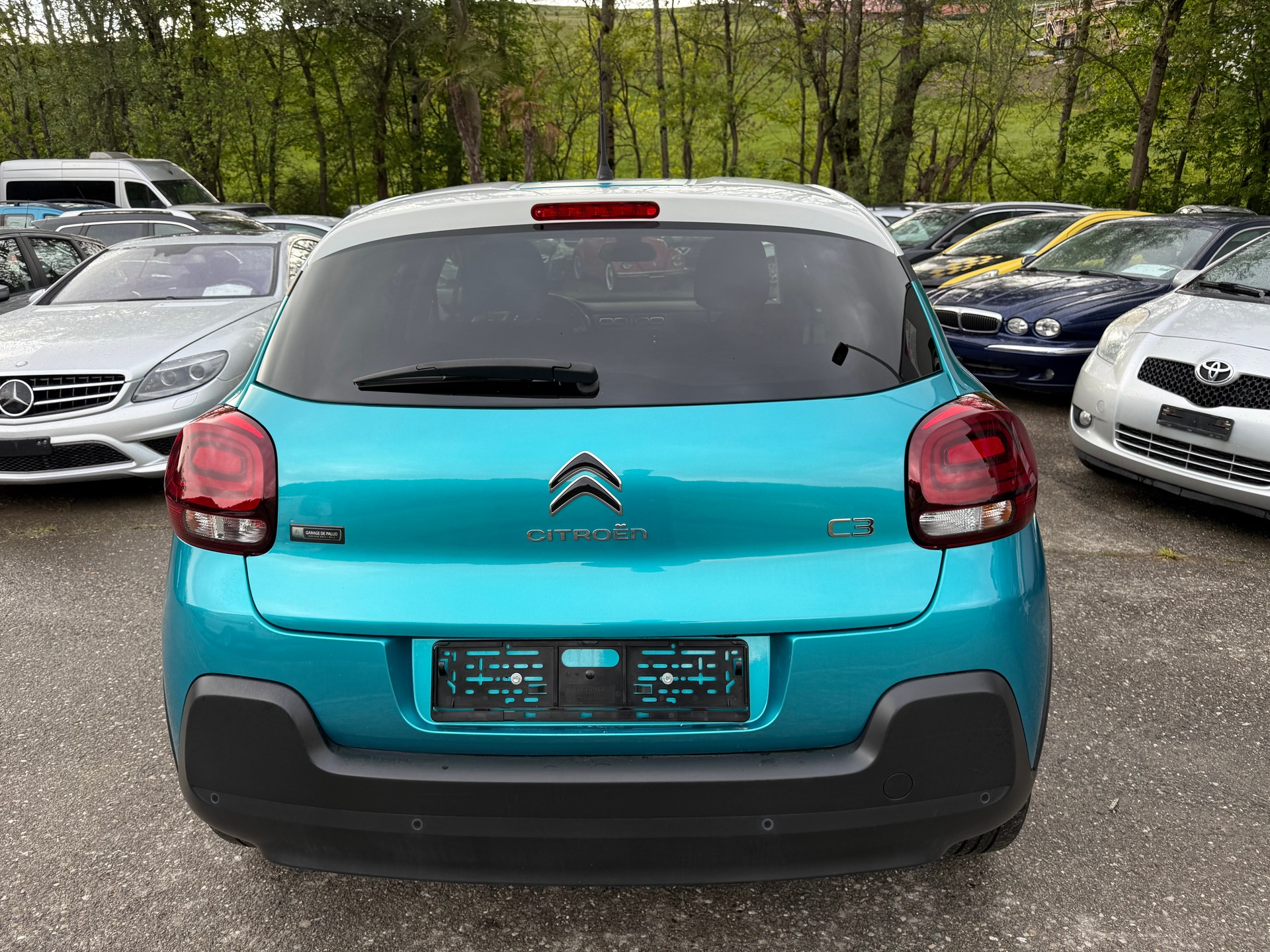 CITROEN C3 1.2i PureTech Swiss Edition EAT6-image-5