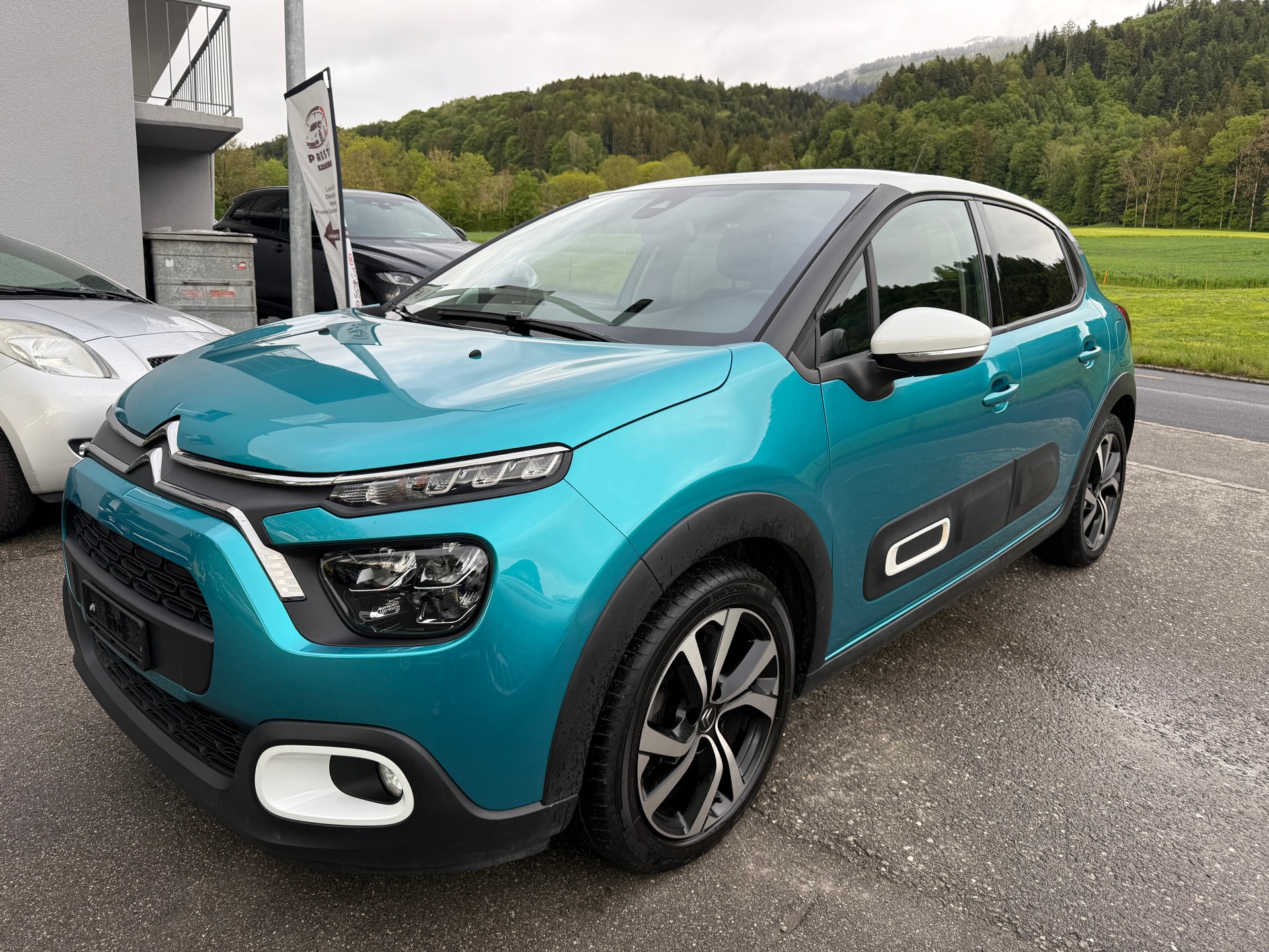 CITROEN C3 1.2i PureTech Swiss Edition EAT6-image-0