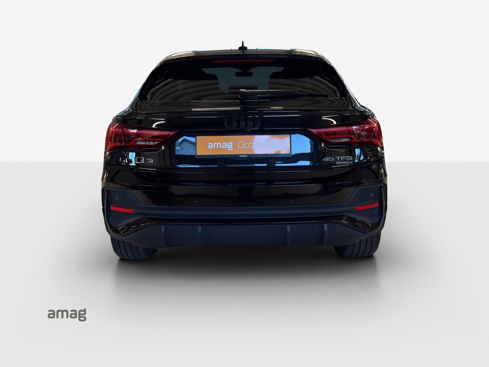 AUDI Q3 Sportback 45 TFSI S line quattro S-tronic-image-3