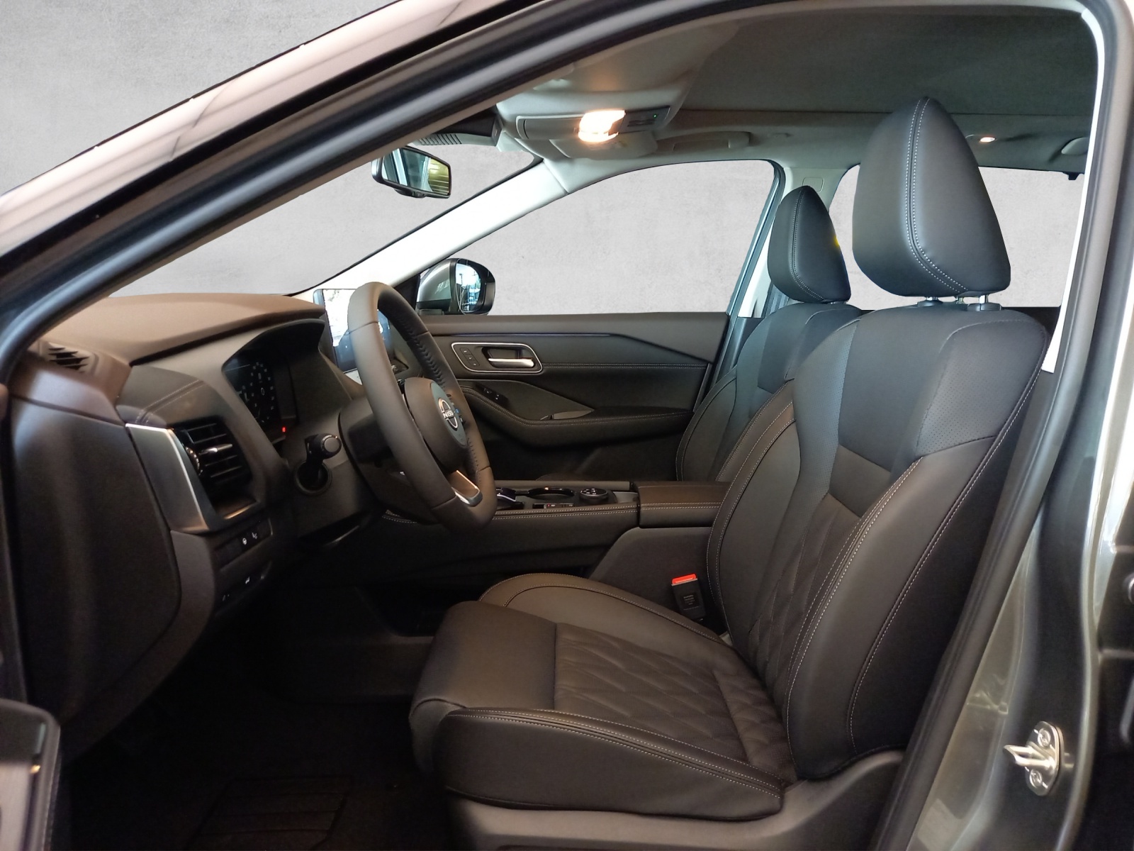 NISSAN X-Trail 1.5 VC-T Tekna+ e-4orce-image-8