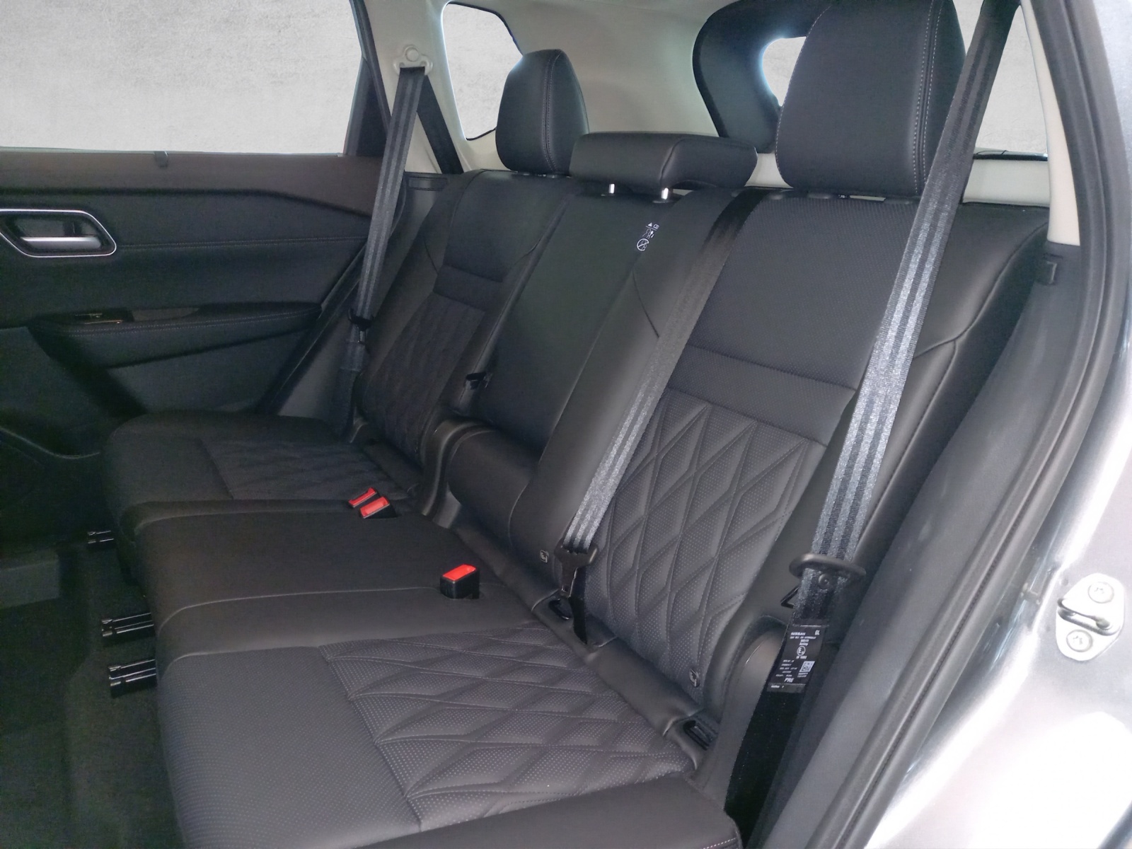 NISSAN X-Trail 1.5 VC-T Tekna+ e-4orce-image-12