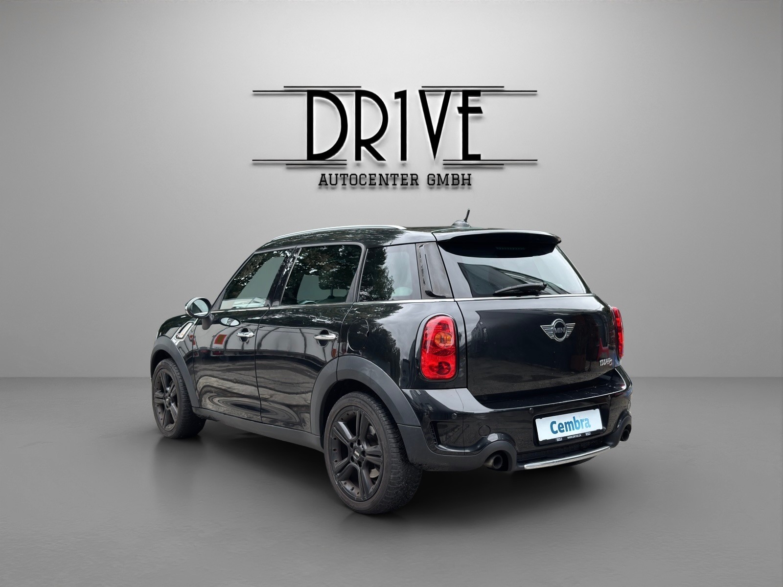 MINI Countryman Cooper S FWD Steptronic-image-6