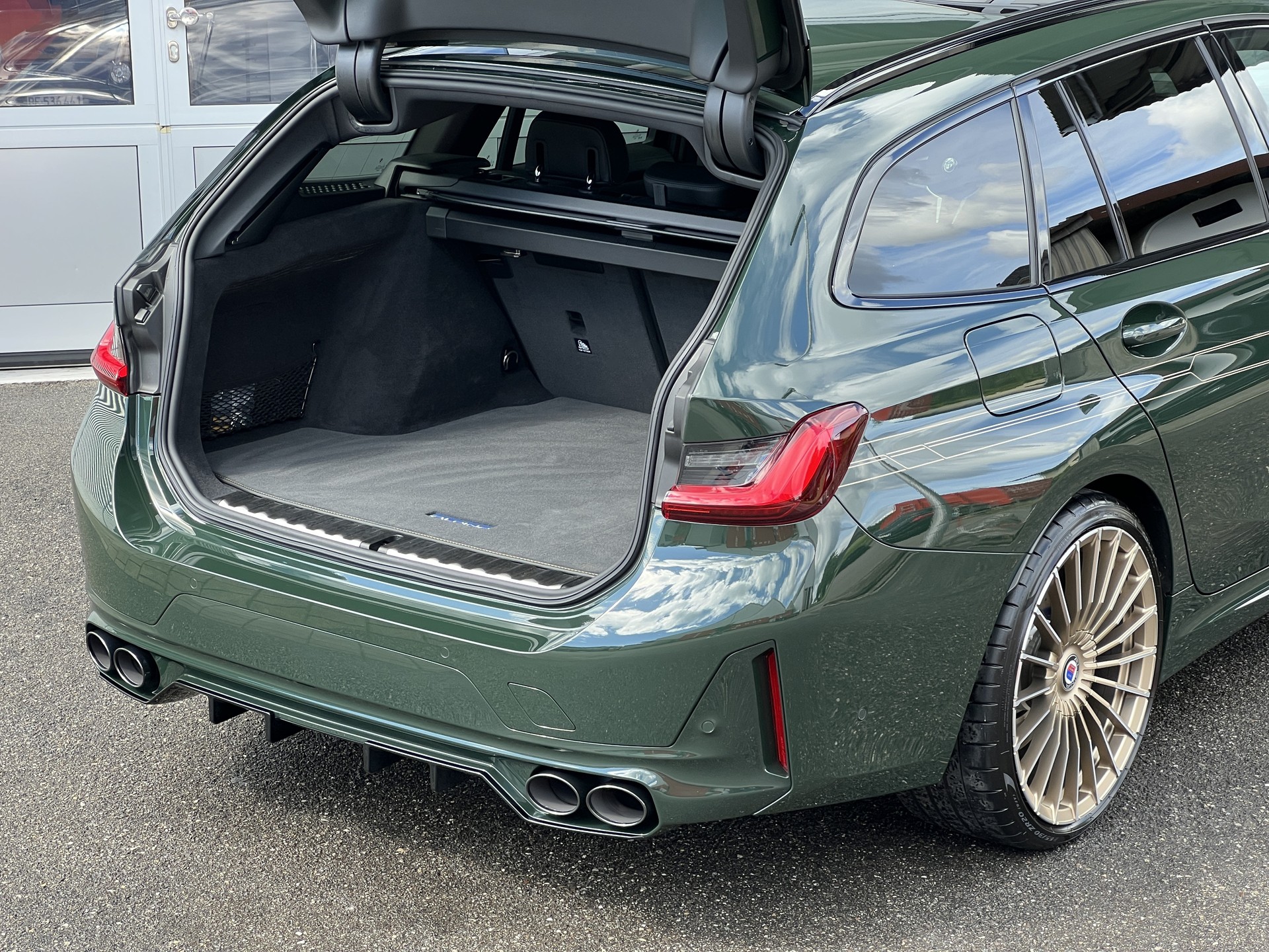 BMW-ALPINA B3 BiTurbo Touring 3.0 xDrive GT Switch-Tronic-image-7