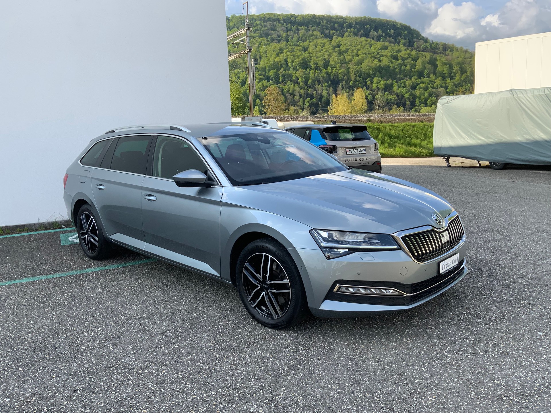 SKODA Superb Combi 2.0 TDi Style 4x4 DSG-image-2