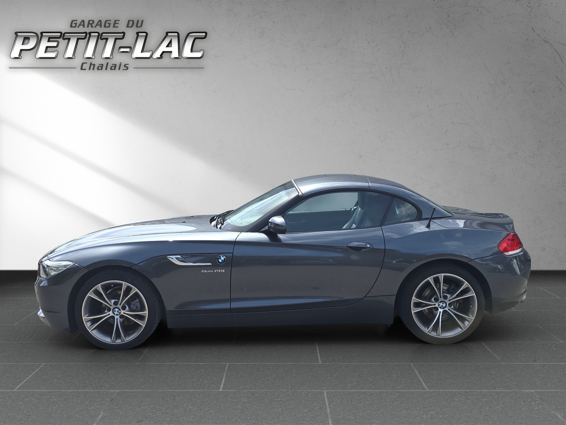 BMW Z4 sDrive20i-image-5