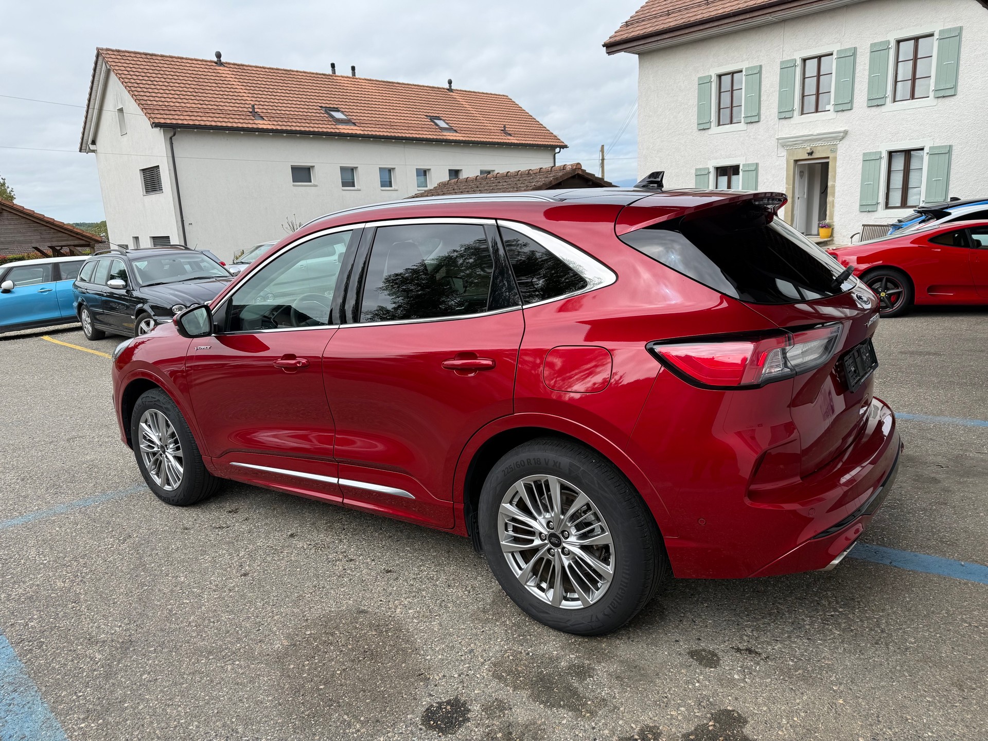 FORD 2.5 Hybrid Vignale 4x4-image-1