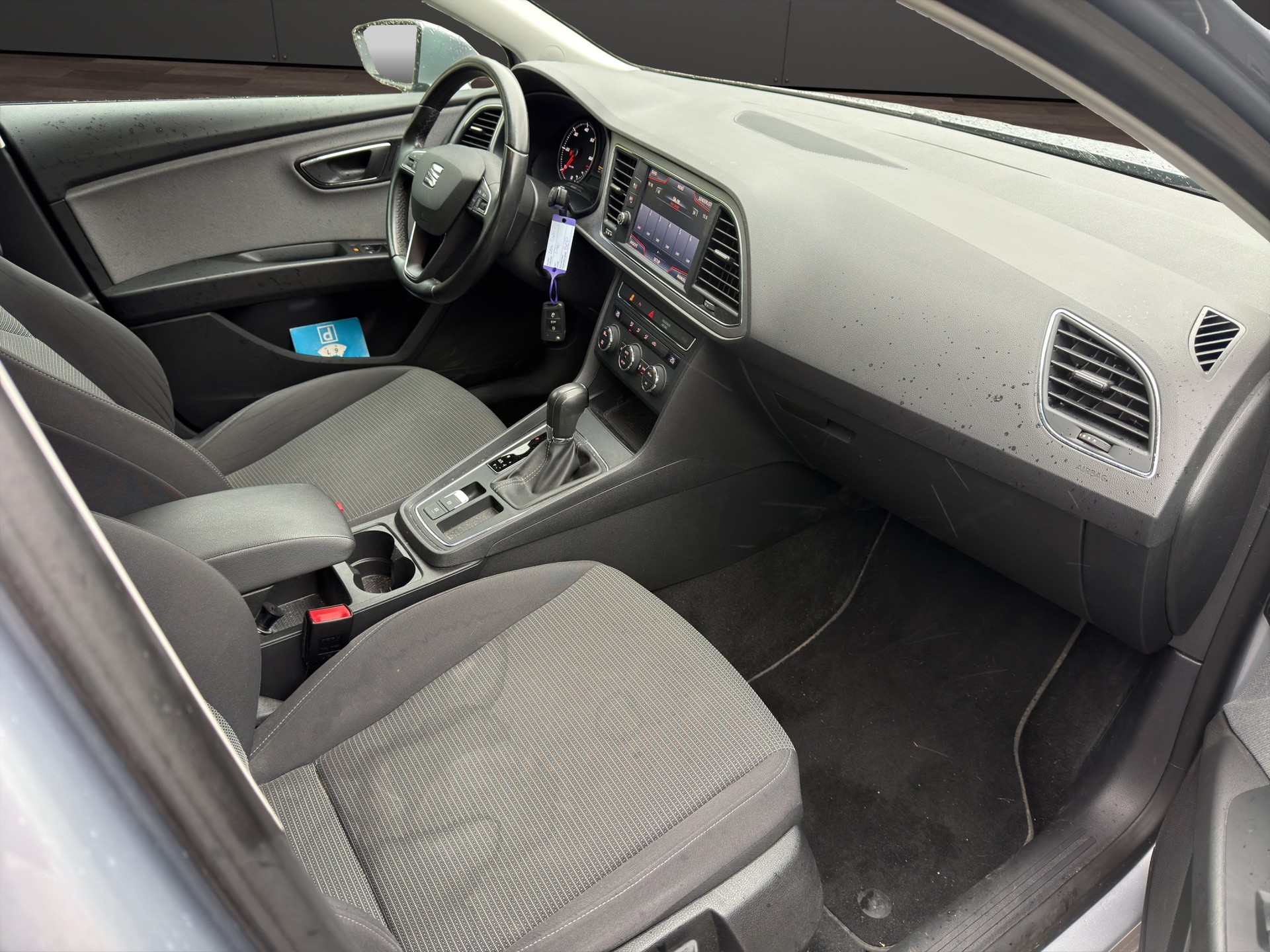 SEAT Leon ST 1.6 TDI CR Reference DSG-image-10