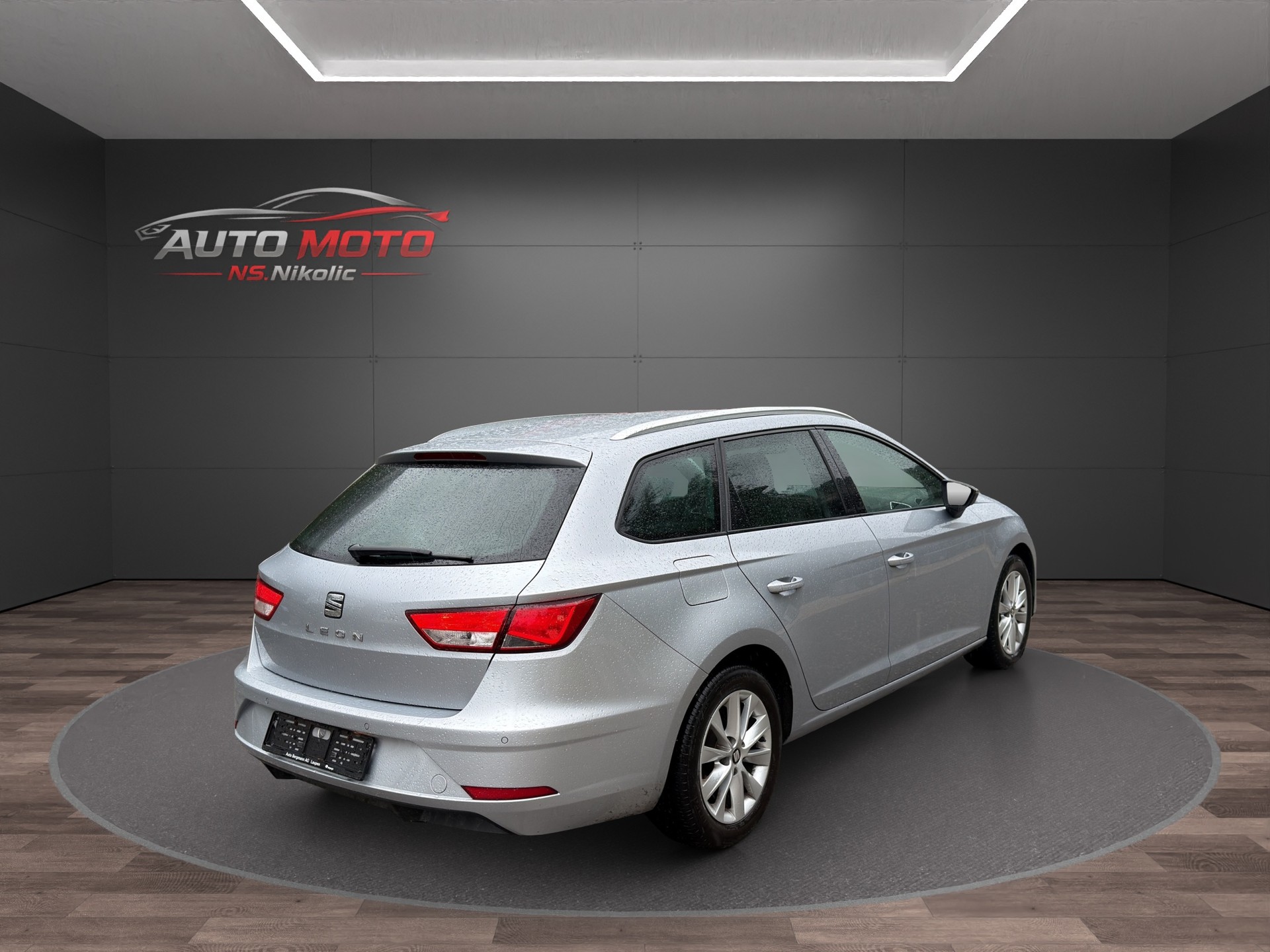SEAT Leon ST 1.6 TDI CR Reference DSG-image-2