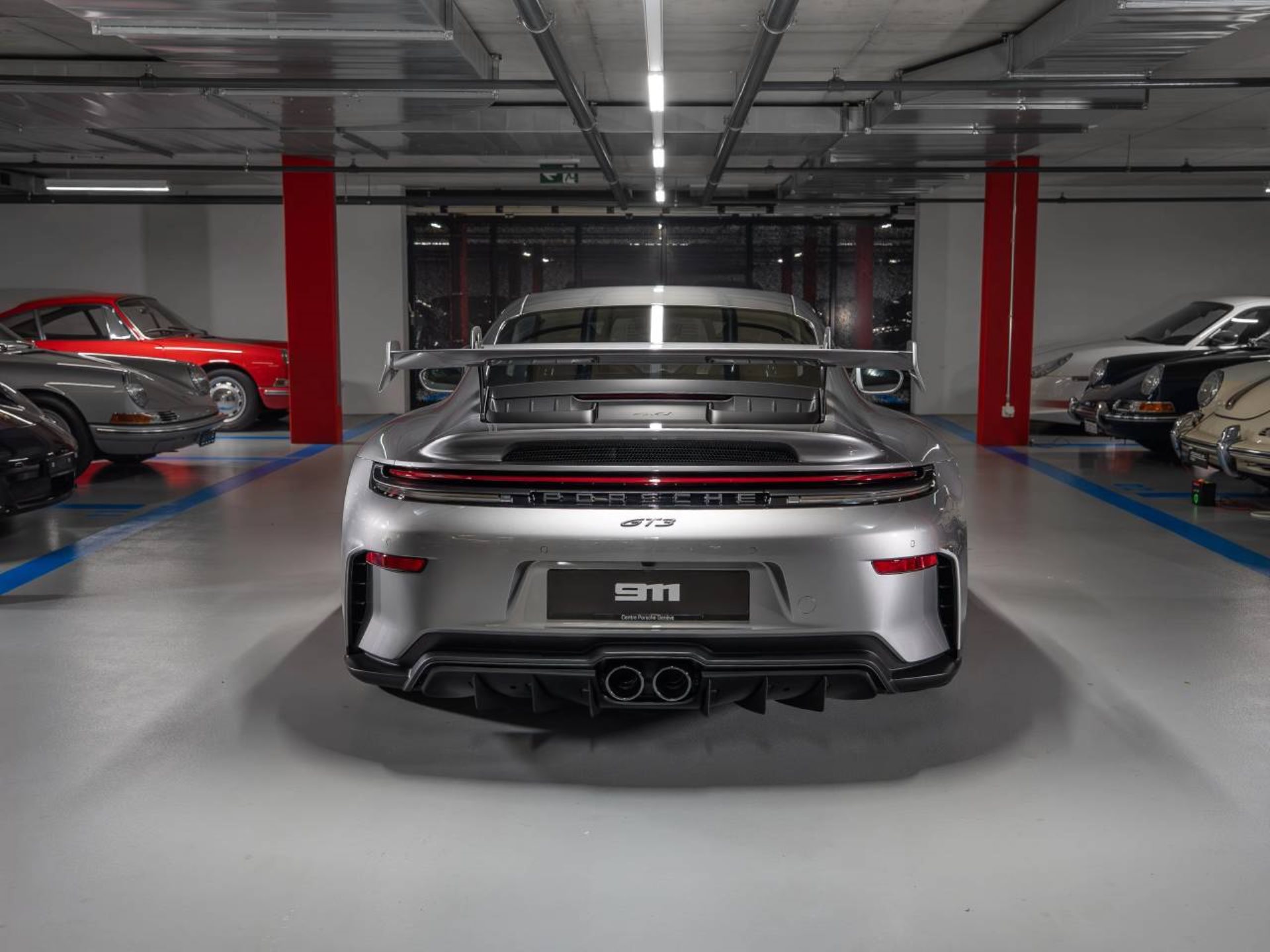 PORSCHE 911 GT3-image-5
