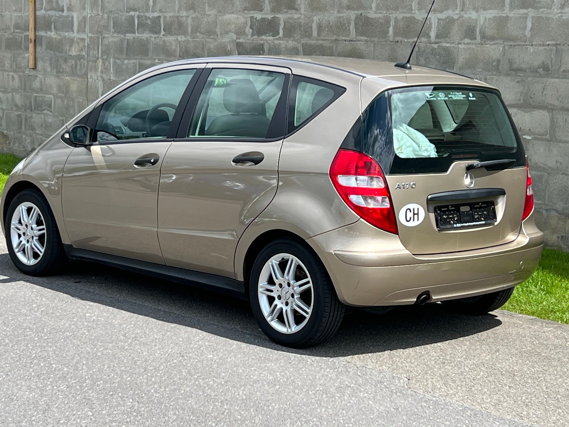 MERCEDES-BENZ A 170 Classic-image-1