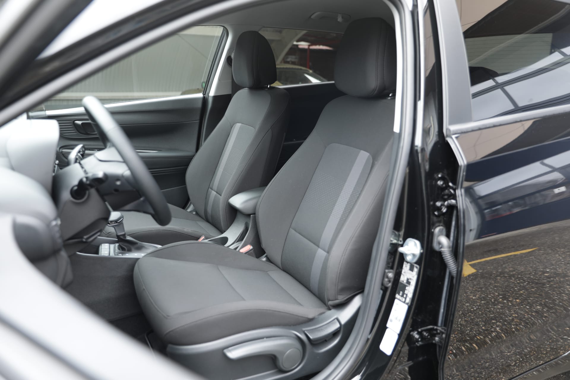 HYUNDAI i20 1.0 T-GDi Amplia DCT-image-10