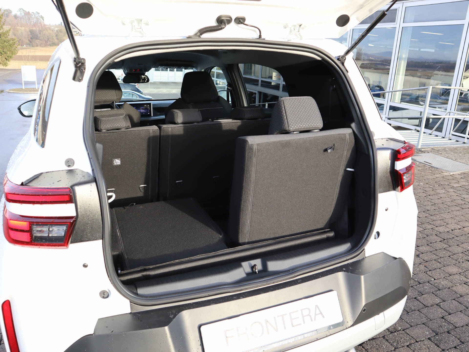 OPEL Frontera 1.2 T HEV 145 GS-image-7