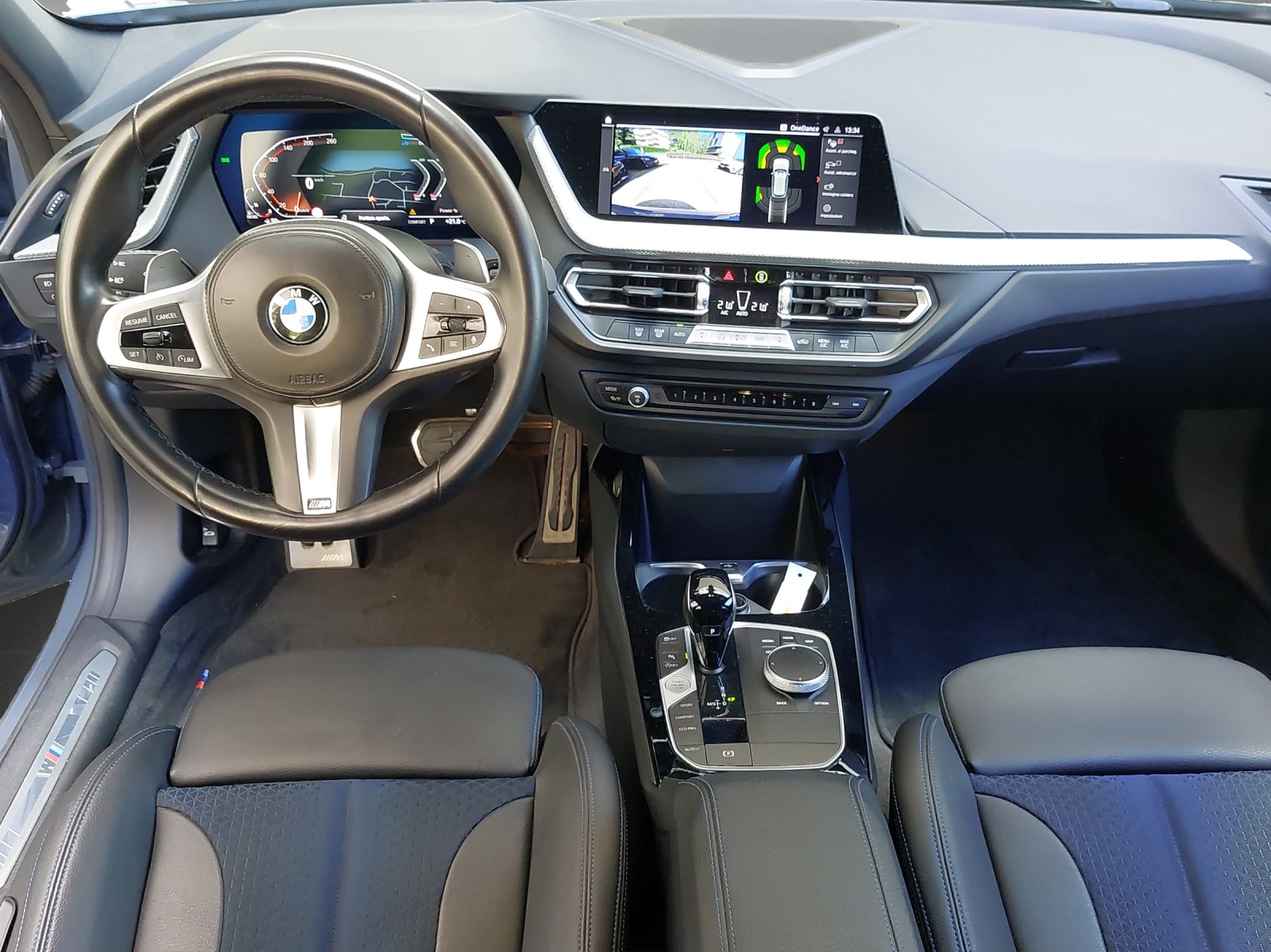 BMW 120d xDrive Steptronic Pure M Sport-image-12