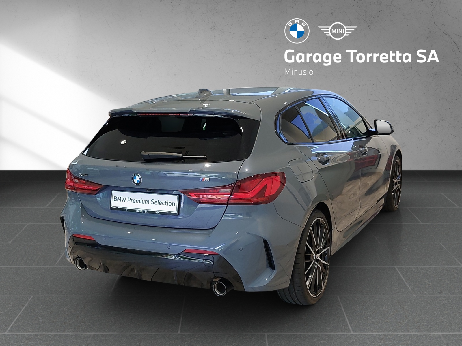 BMW 120d xDrive Steptronic Pure M Sport-image-4