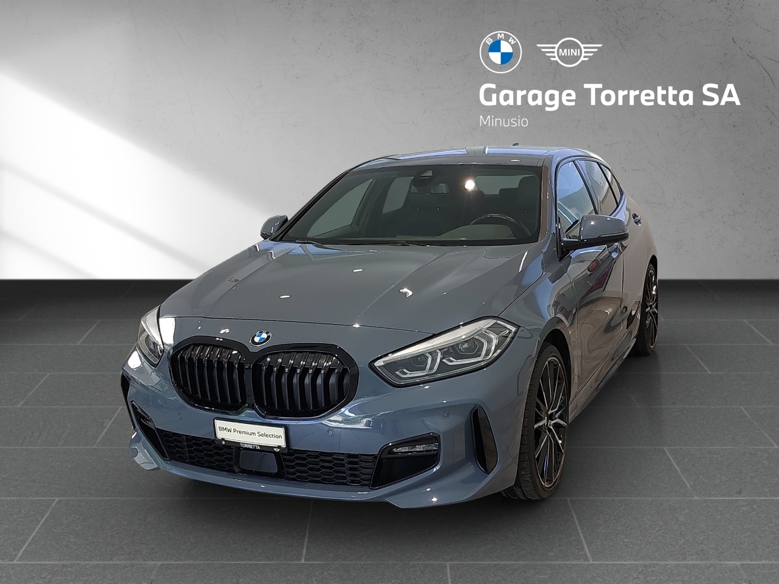 BMW 120d xDrive Steptronic Pure M Sport-image-0