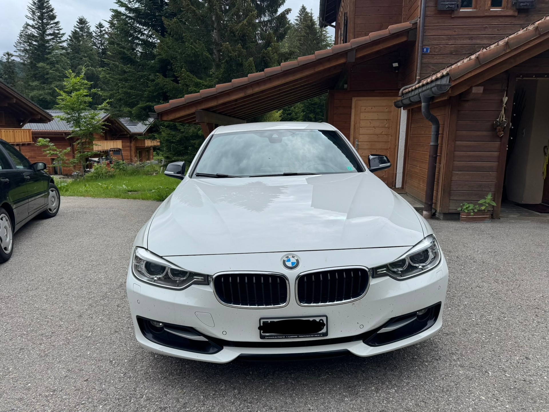 BMW 320i xDrive Sport Line Steptronic-image-4
