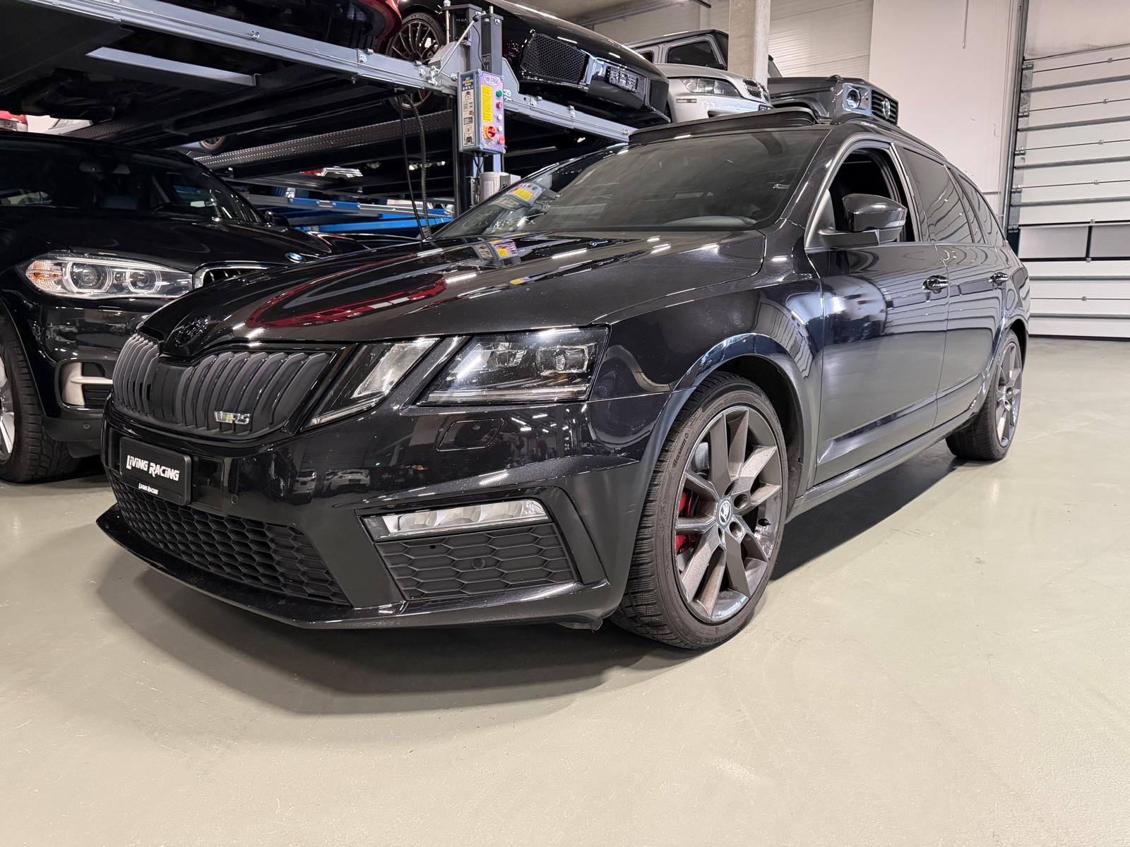 SKODA Octavia Combi 2.0 TDI RS 4x4 DSG-image-1