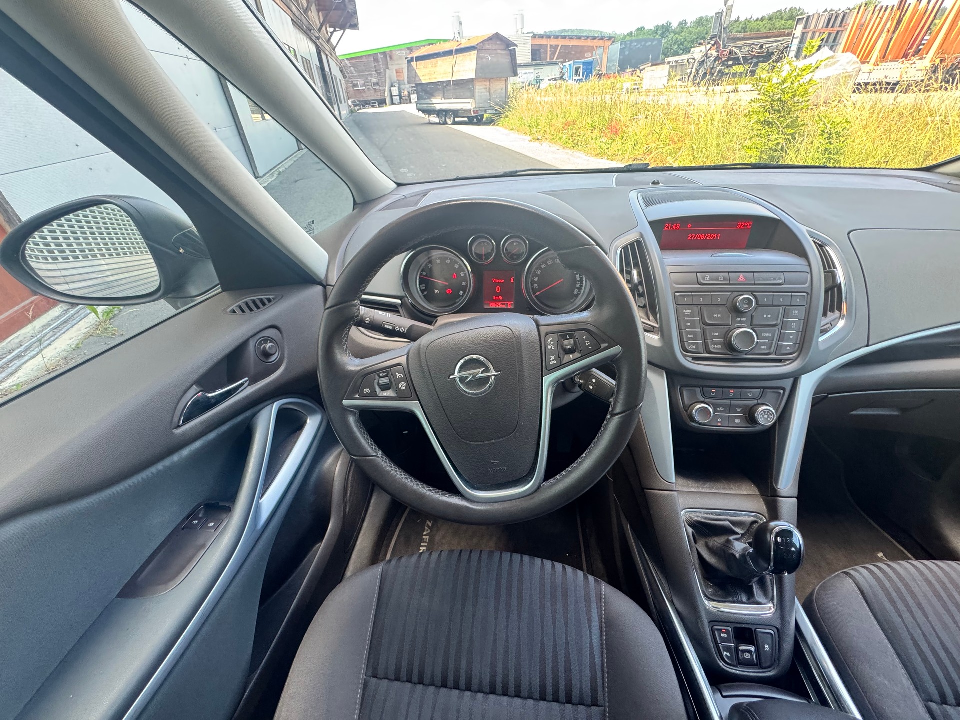 OPEL Zafira Tourer 1.4i 16V Enjoy-image-8